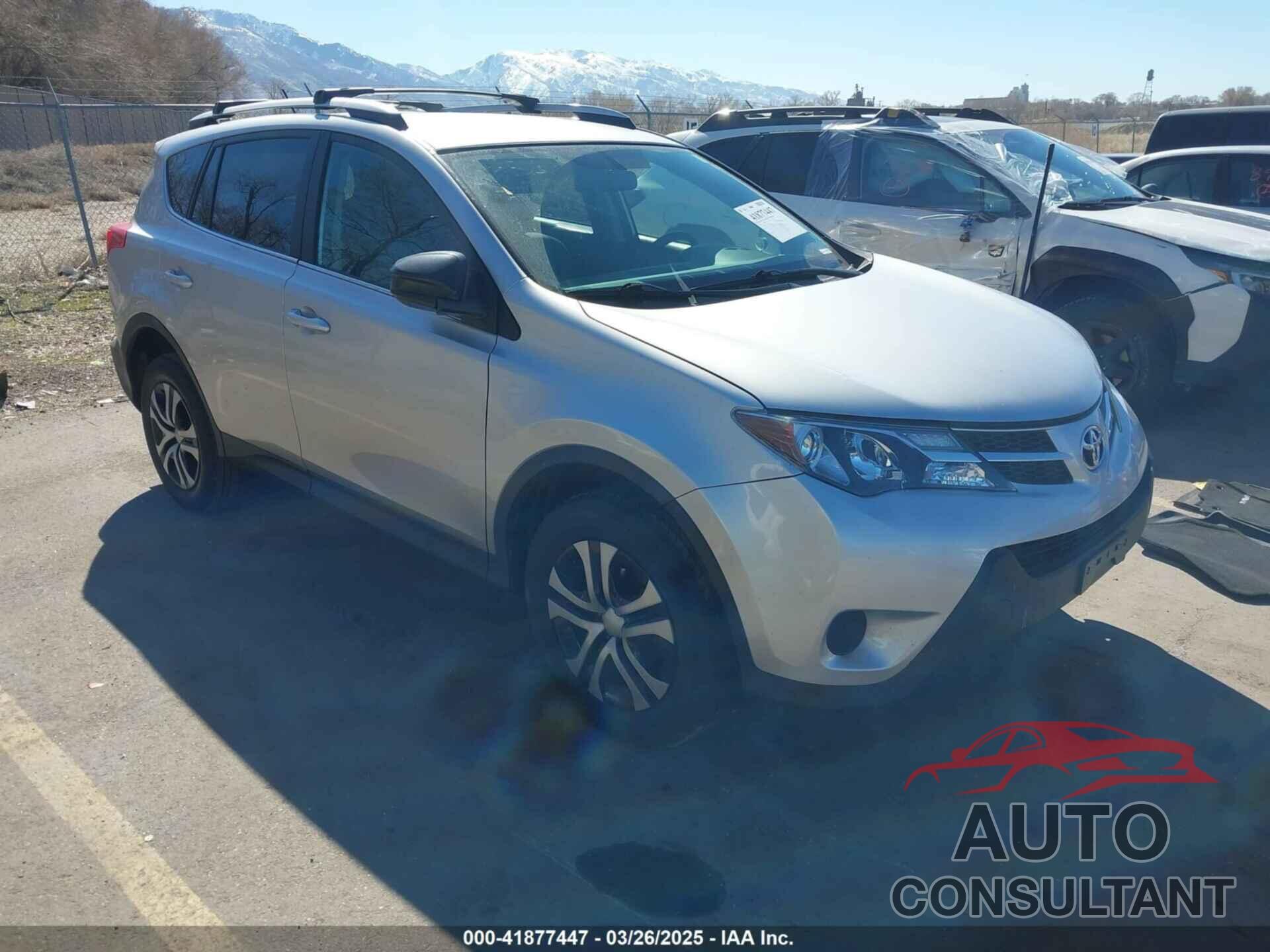 TOYOTA RAV4 2015 - JTMBFREV2FD127754