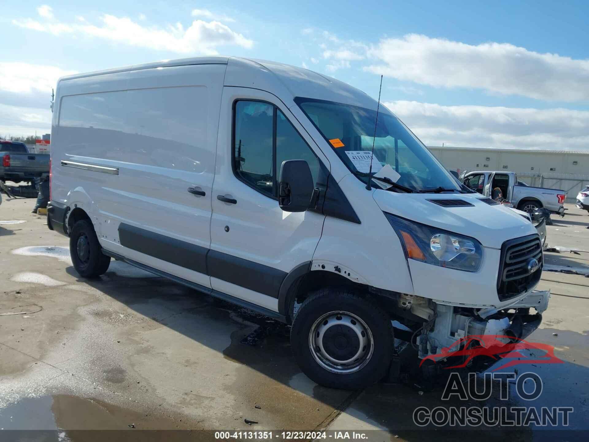 FORD TRANSIT-150 2019 - 1FTYE2CM9KKA65628