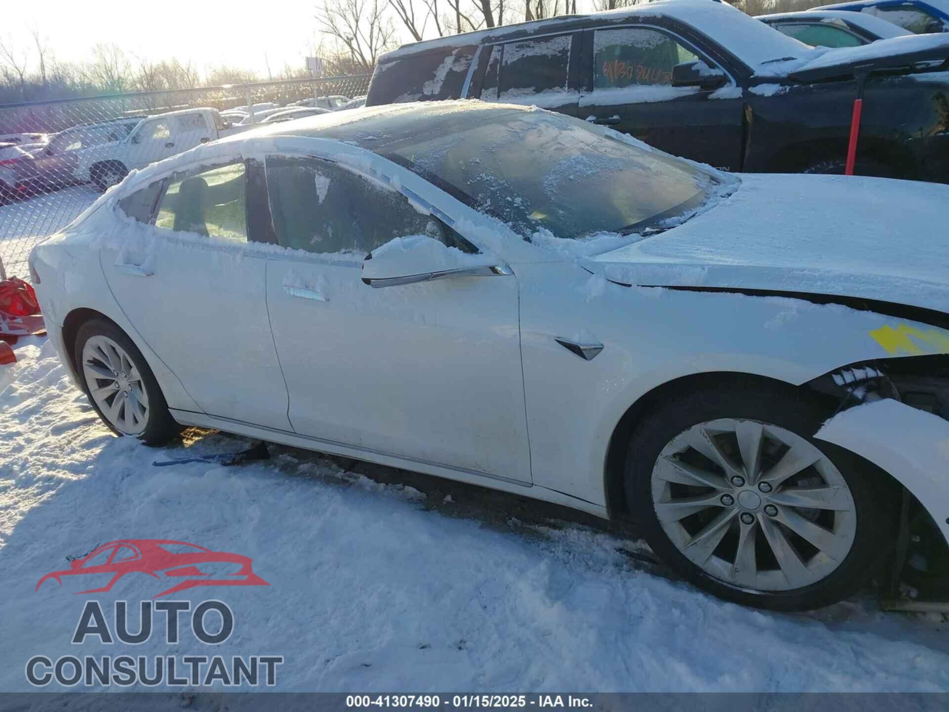 TESLA MODEL S 2017 - 5YJSA1E20HF199215