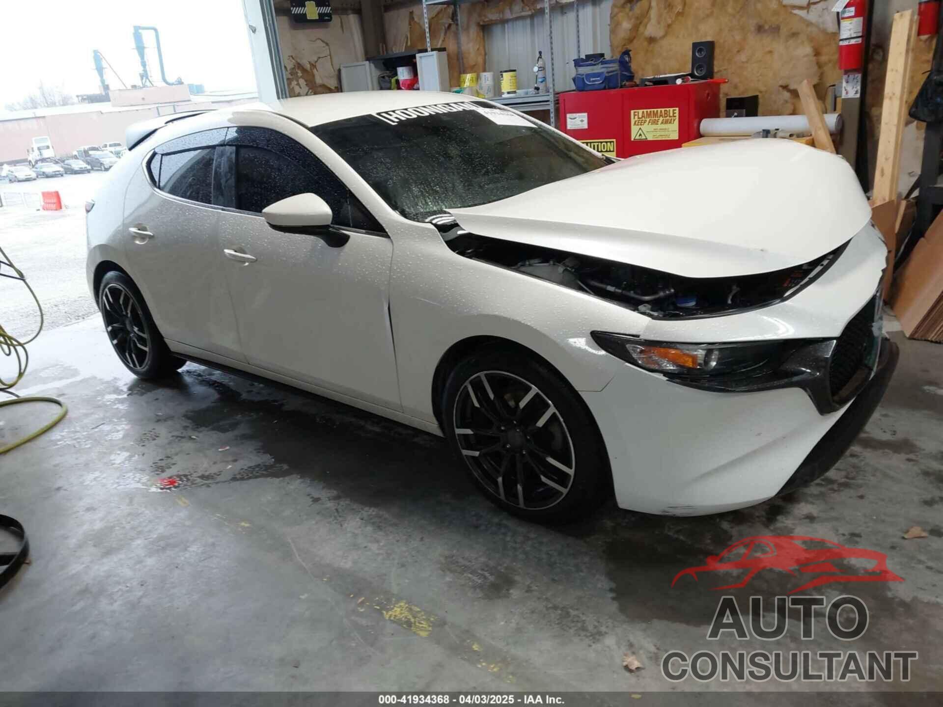 MAZDA MAZDA3 2019 - JM1BPAJM0K1120549