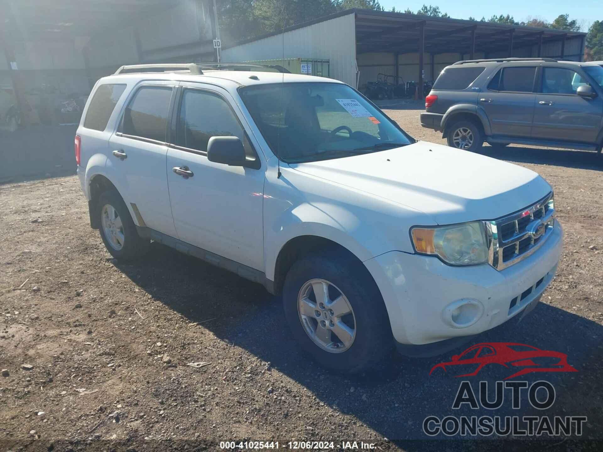 FORD ESCAPE 2009 - 1FMCU03759KB72273