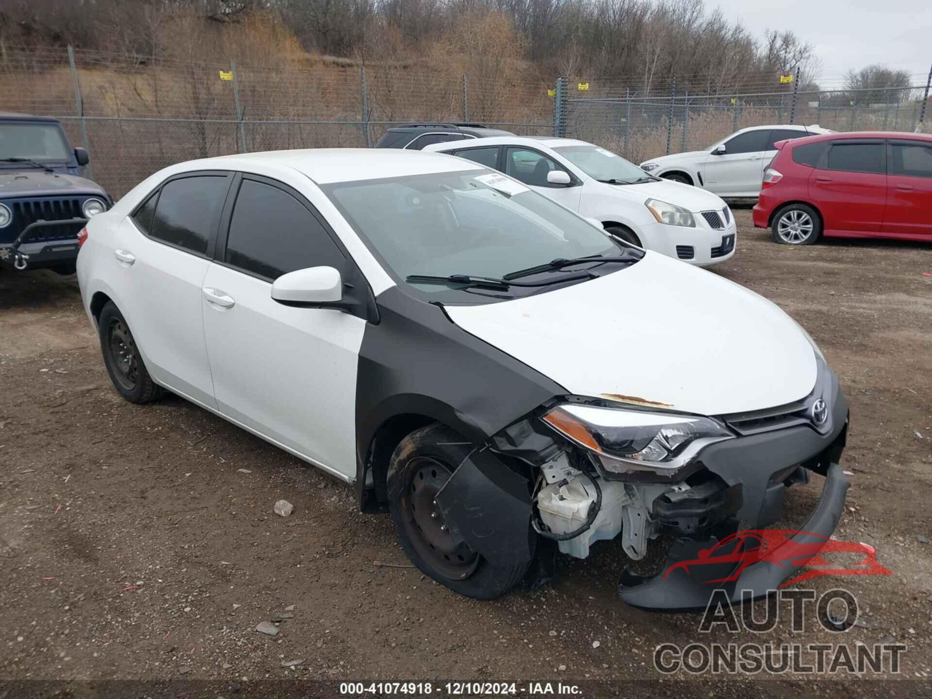 TOYOTA COROLLA 2015 - 5YFBURHE8FP221863