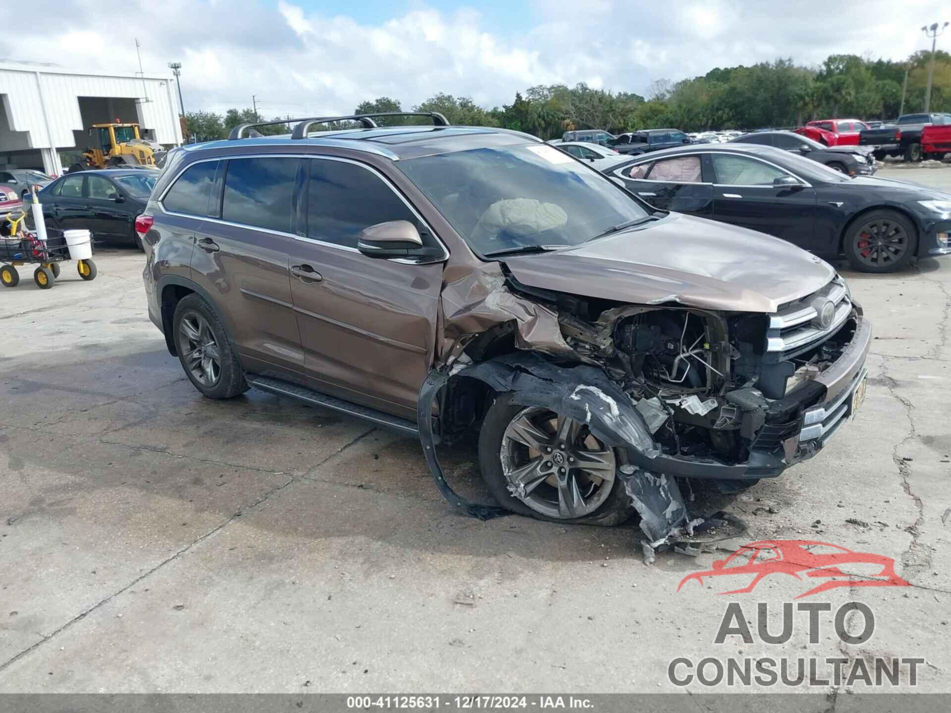 TOYOTA HIGHLANDER 2018 - 5TDDZRFH7JS492422