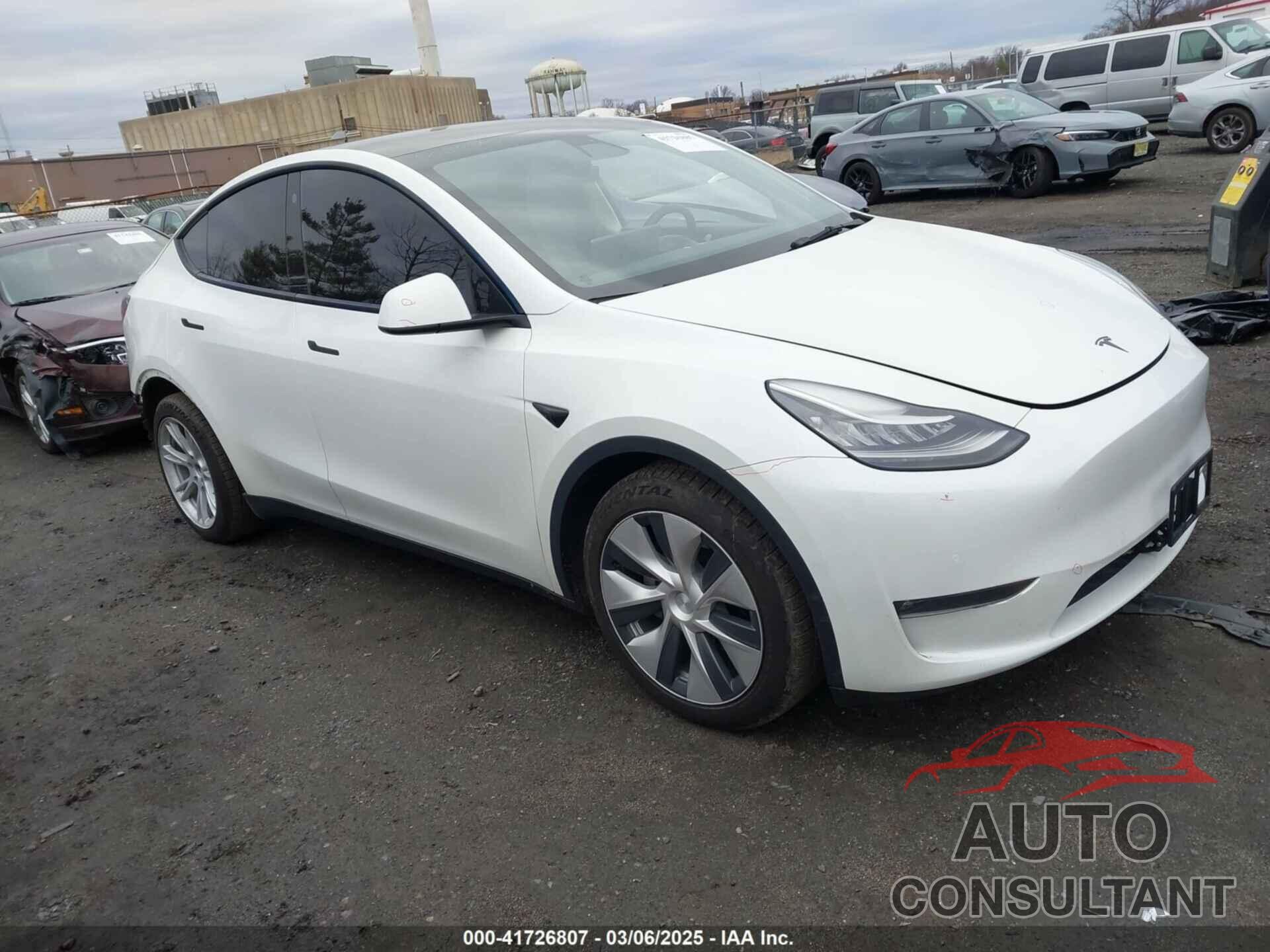 TESLA MODEL Y 2021 - 5YJYGDEE2MF181054