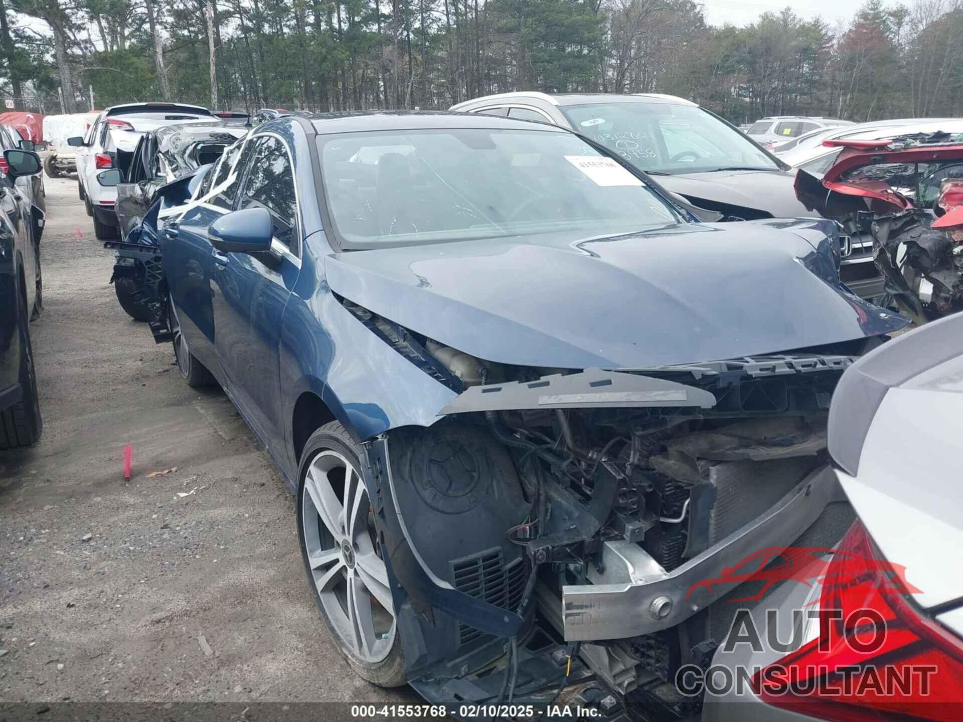 MERCEDES-BENZ CLA 250 2020 - W1K5J4GB1LN083971
