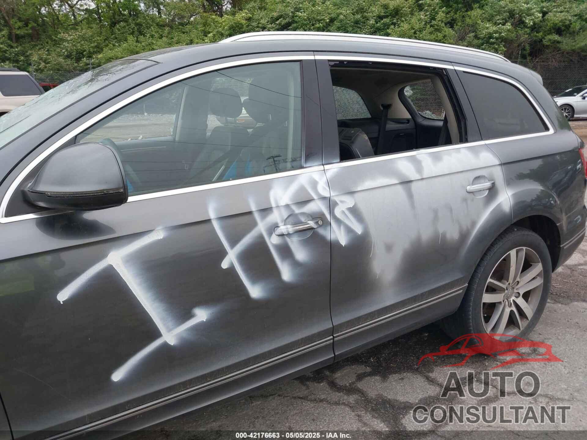 AUDI Q7 2014 - WA1LGAFE8ED014210