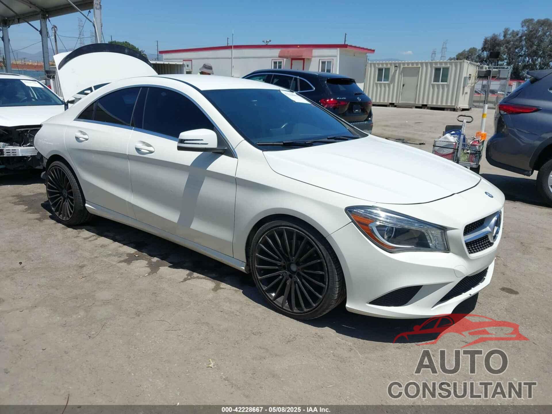 MERCEDES-BENZ CLA 250 2014 - WDDSJ4EB9EN045087