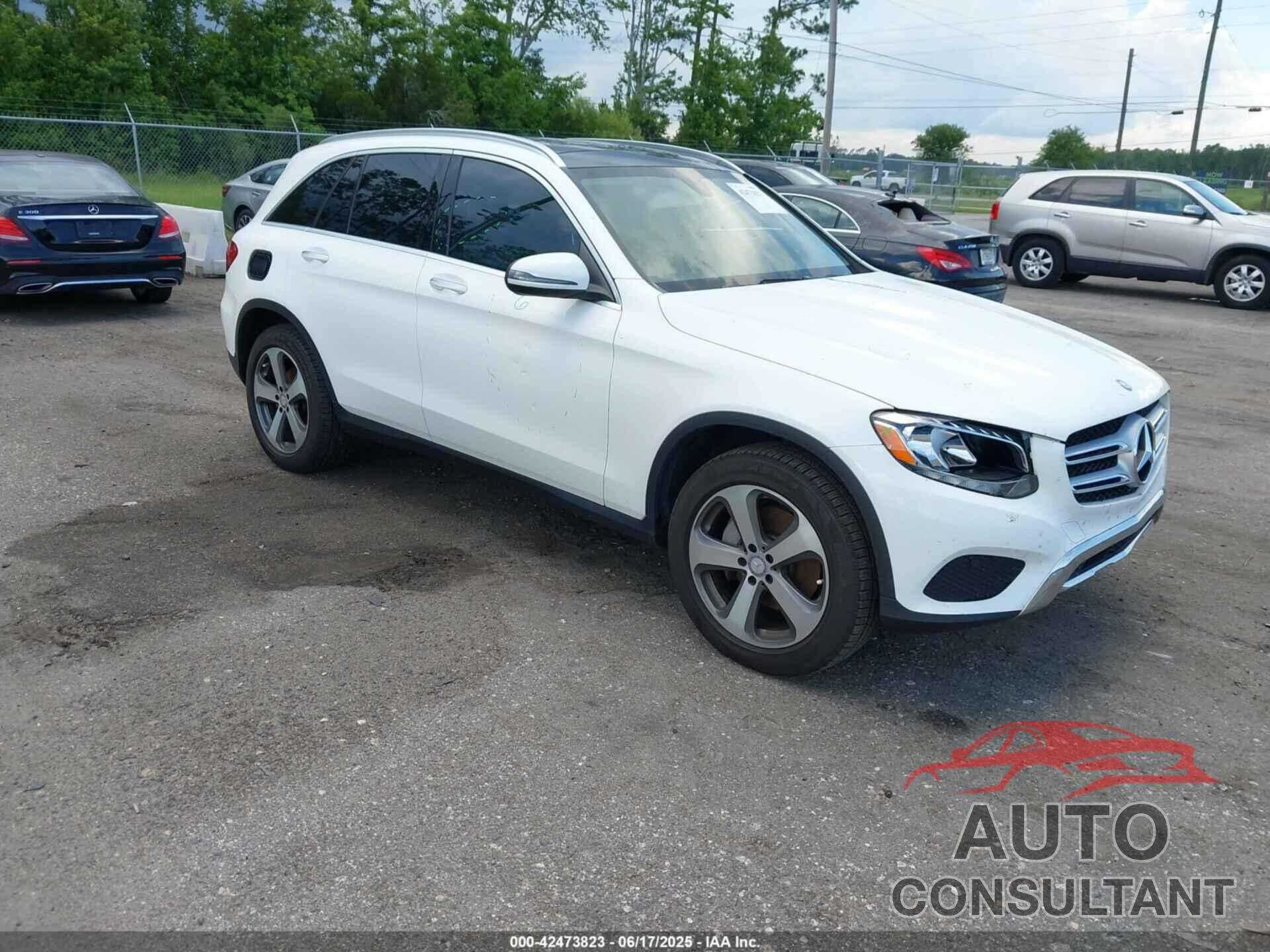 MERCEDES-BENZ GLC 300 2017 - WDC0G4JB3HF115987