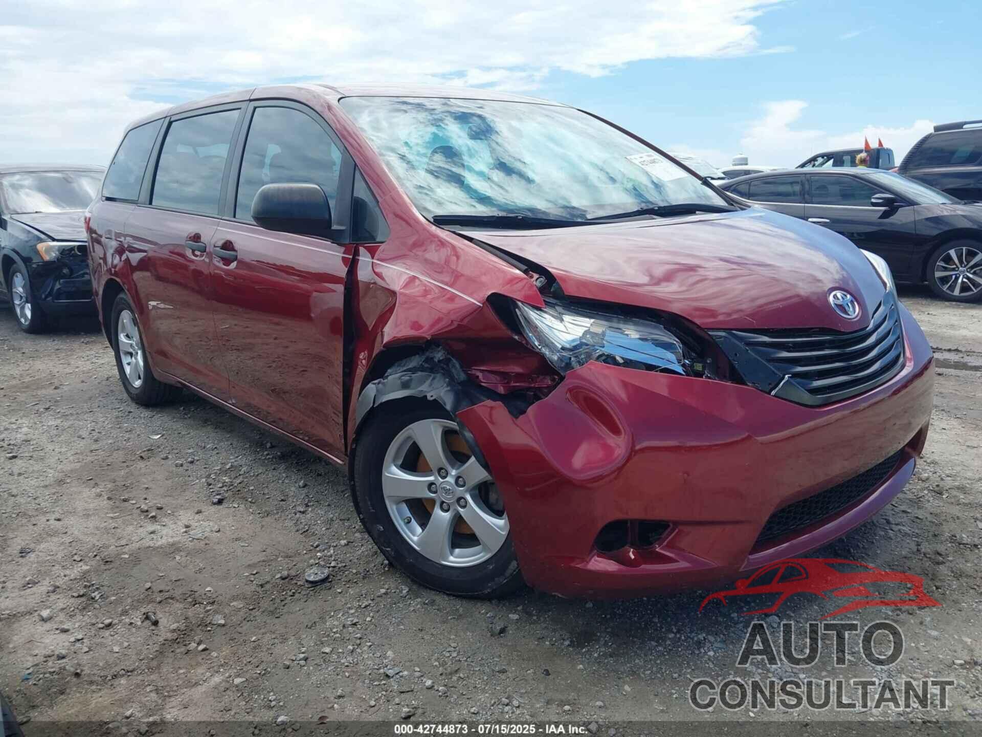 TOYOTA SIENNA 2016 - 5TDZK3DC7GS704548
