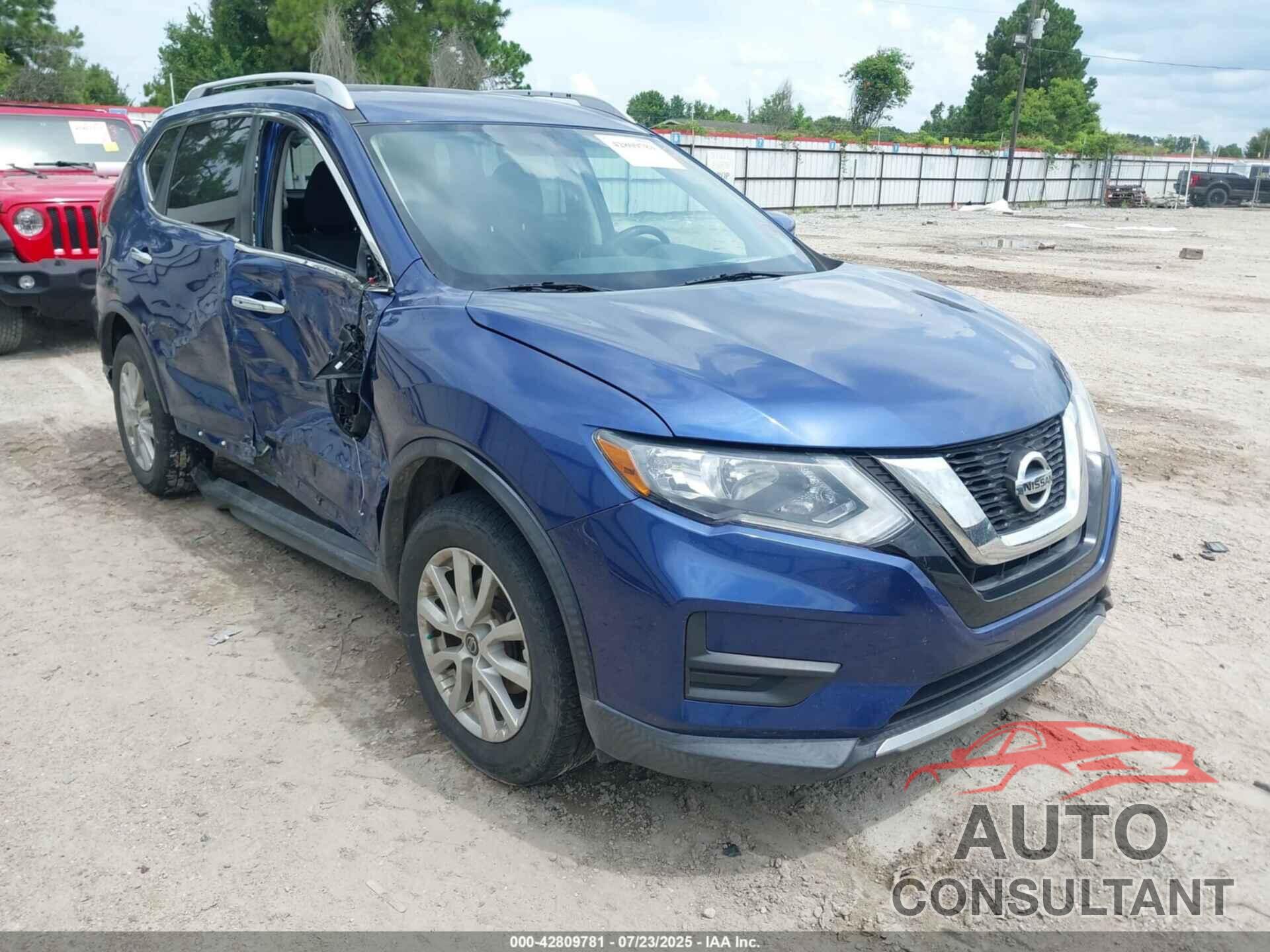 NISSAN ROGUE 2017 - KNMAT2MV6HP507050