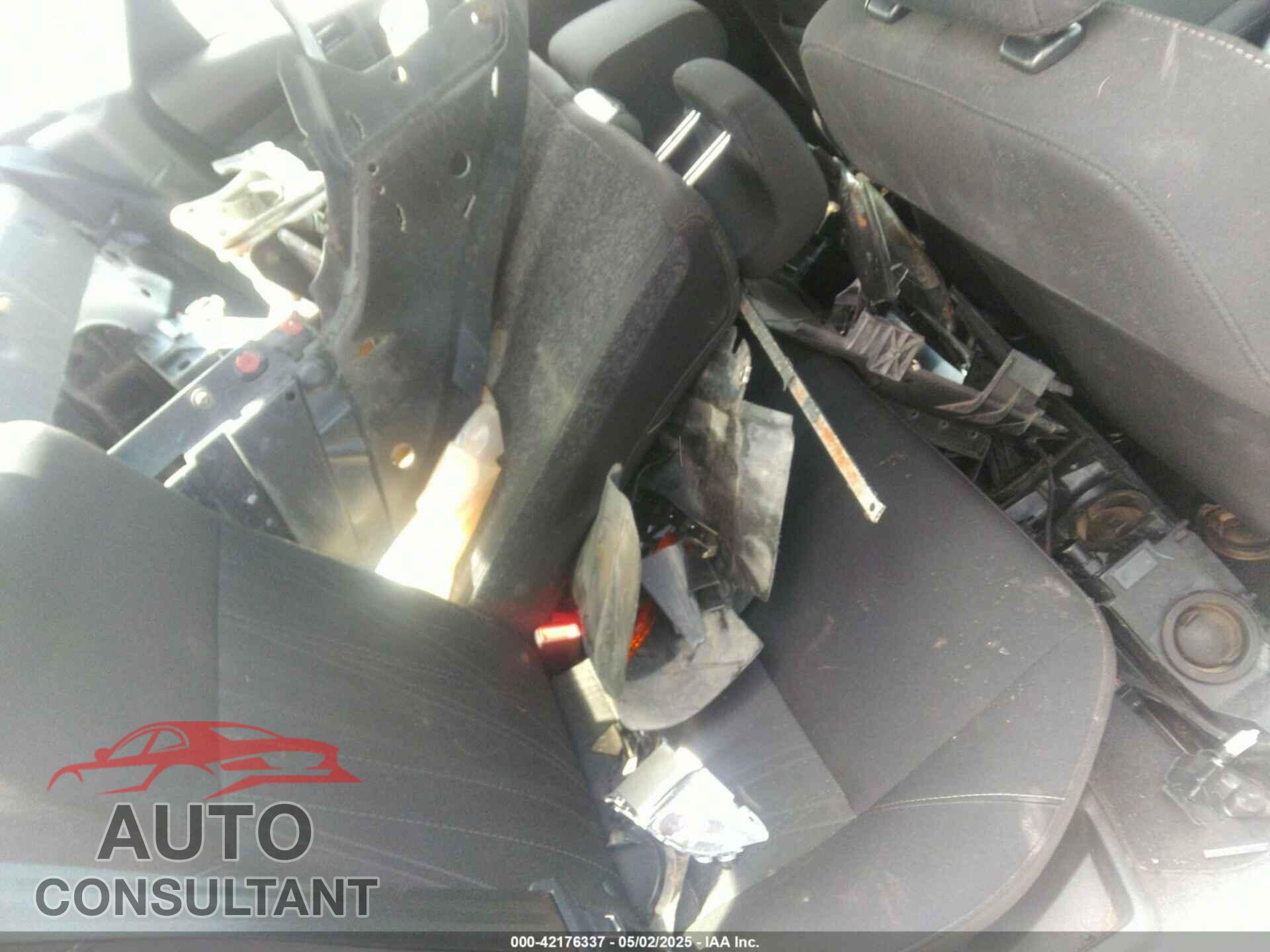 FORD FOCUS 2016 - 1FADP3F29GL296898