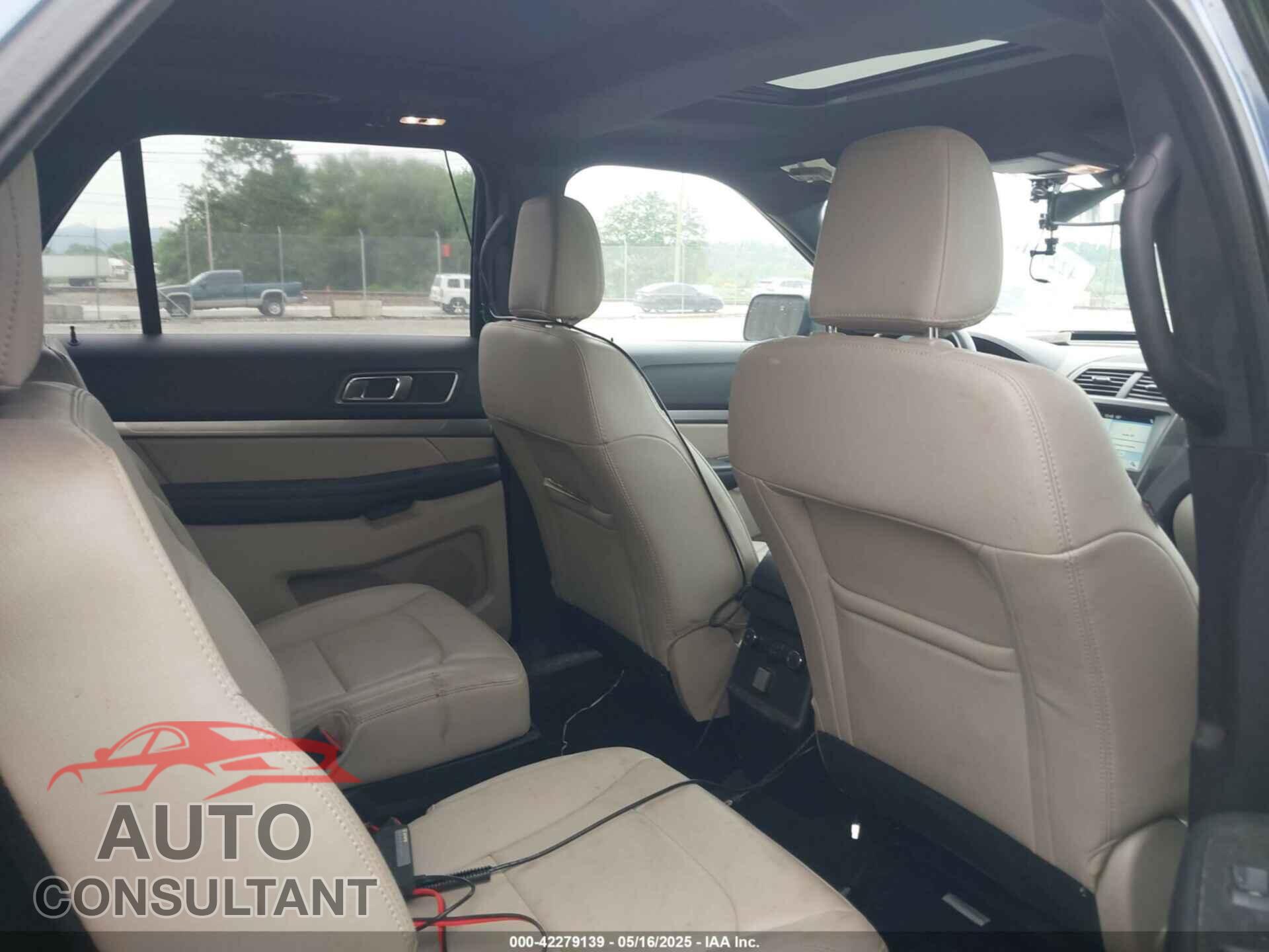 FORD EXPLORER 2018 - 1FM5K7D8XJGB51280