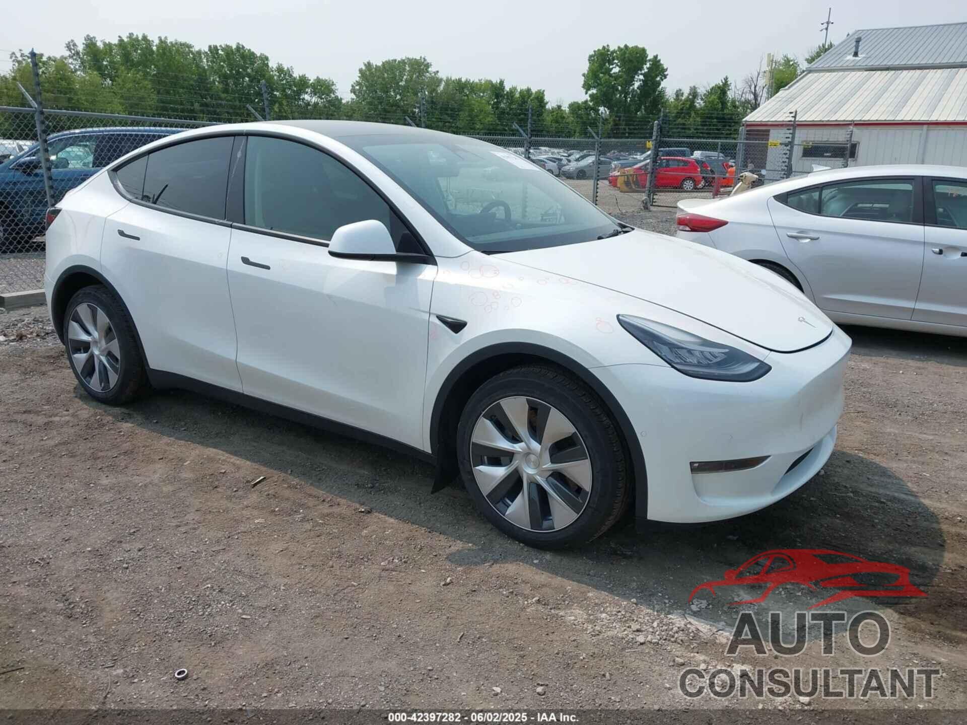 TESLA MODEL Y 2022 - 7SAYGDEE6NF400487