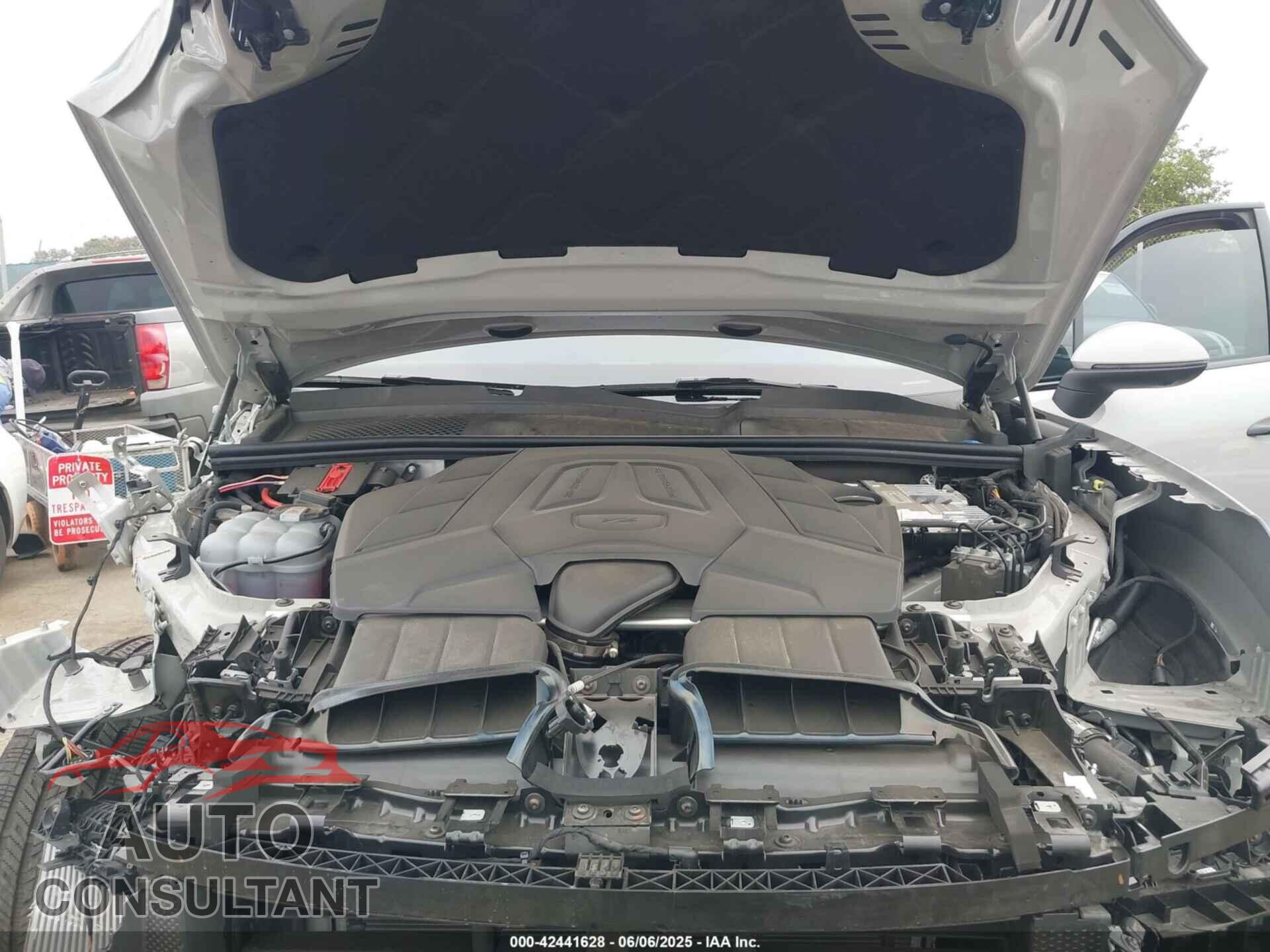 PORSCHE CAYENNE 2024 - WP1AA2AY0RDA14504
