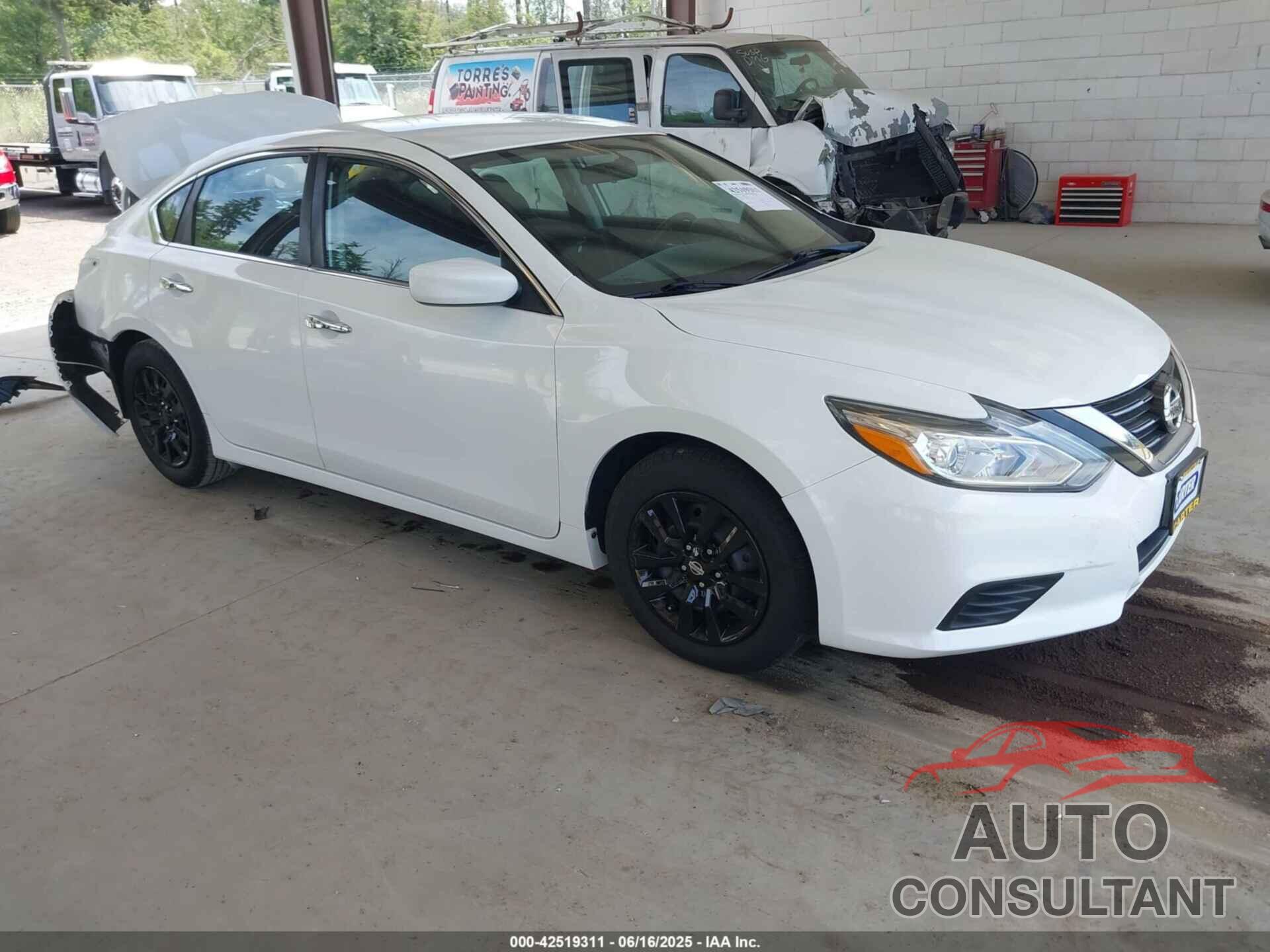 NISSAN ALTIMA 2018 - 1N4AL3AP5JC136381