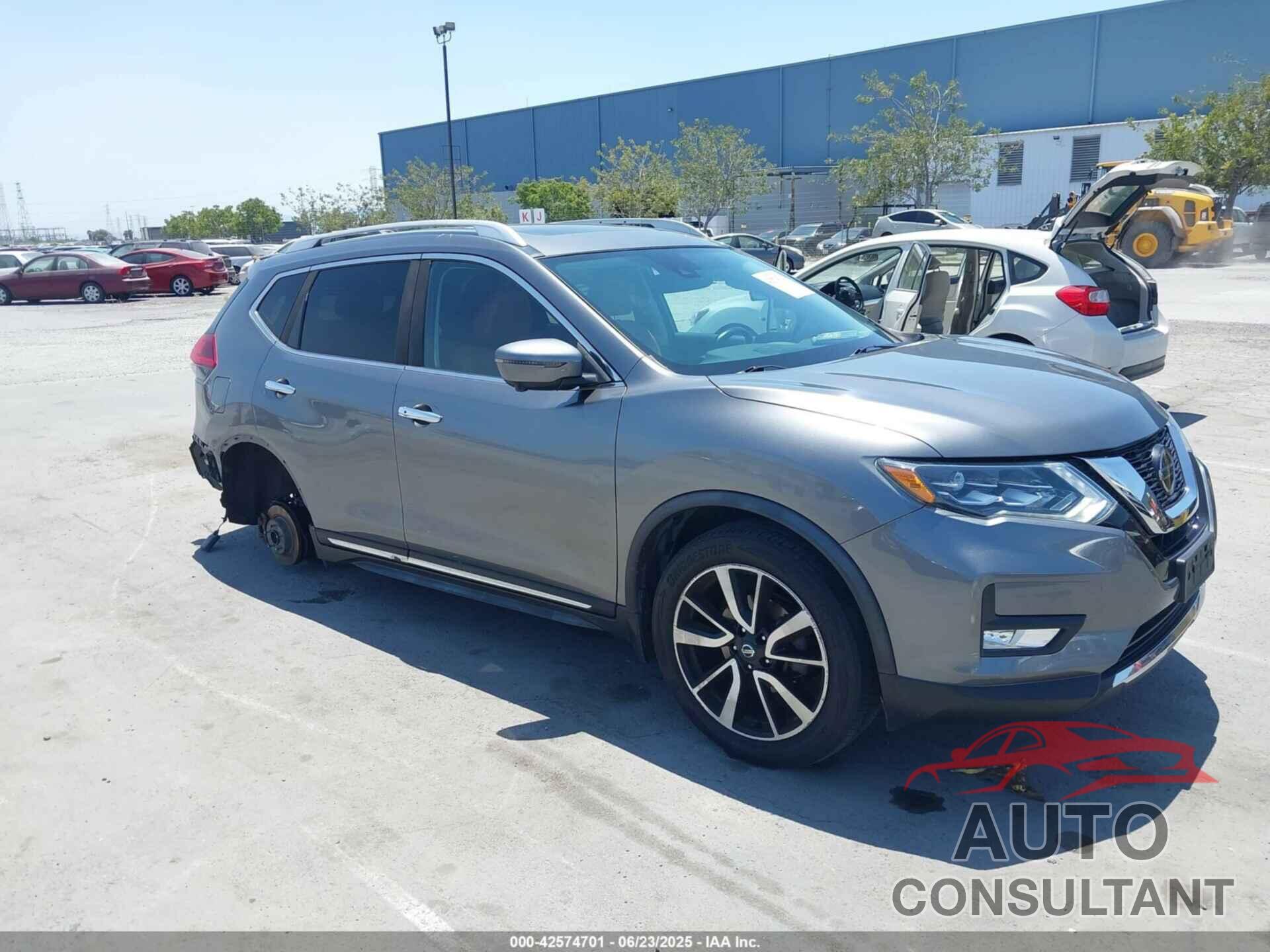 NISSAN ROGUE 2018 - JN8AT2MT3JW467296