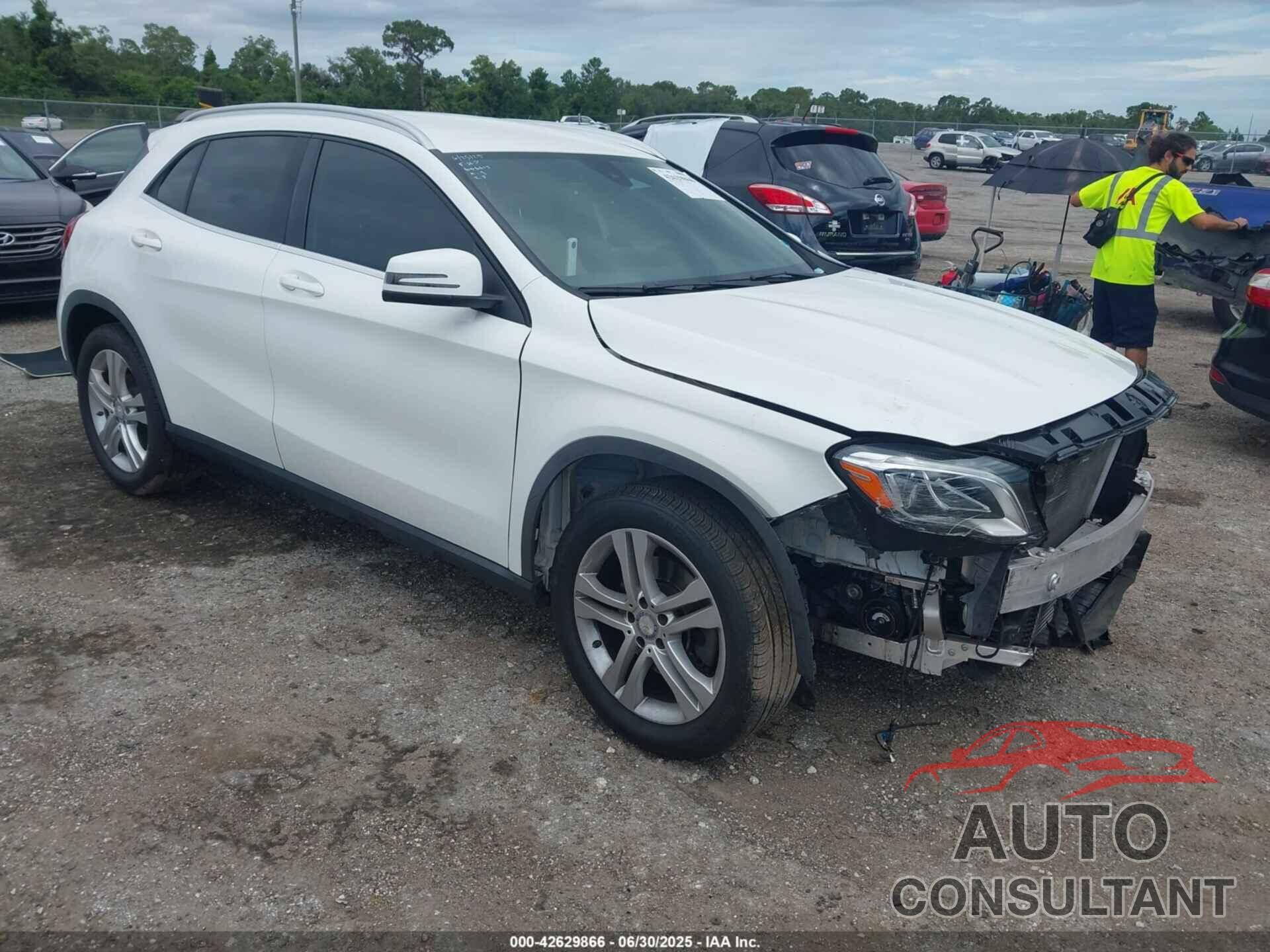 MERCEDES-BENZ GLA 250 2020 - WDCTG4GB2LJ686994