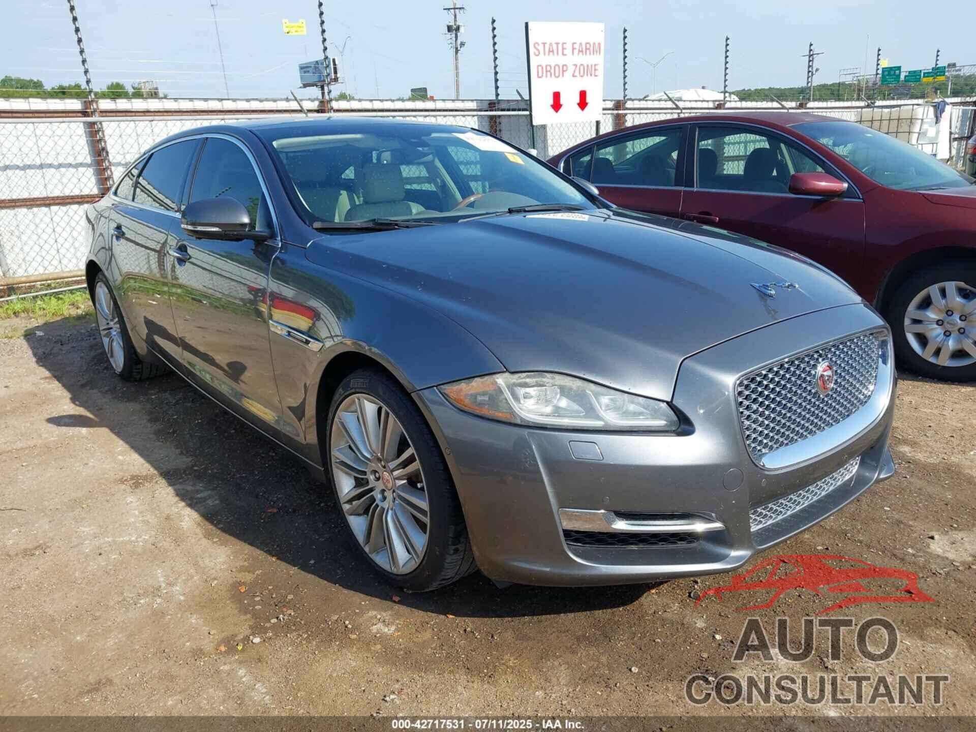 JAGUAR XJ 2016 - SAJWA2GE3GMV94530