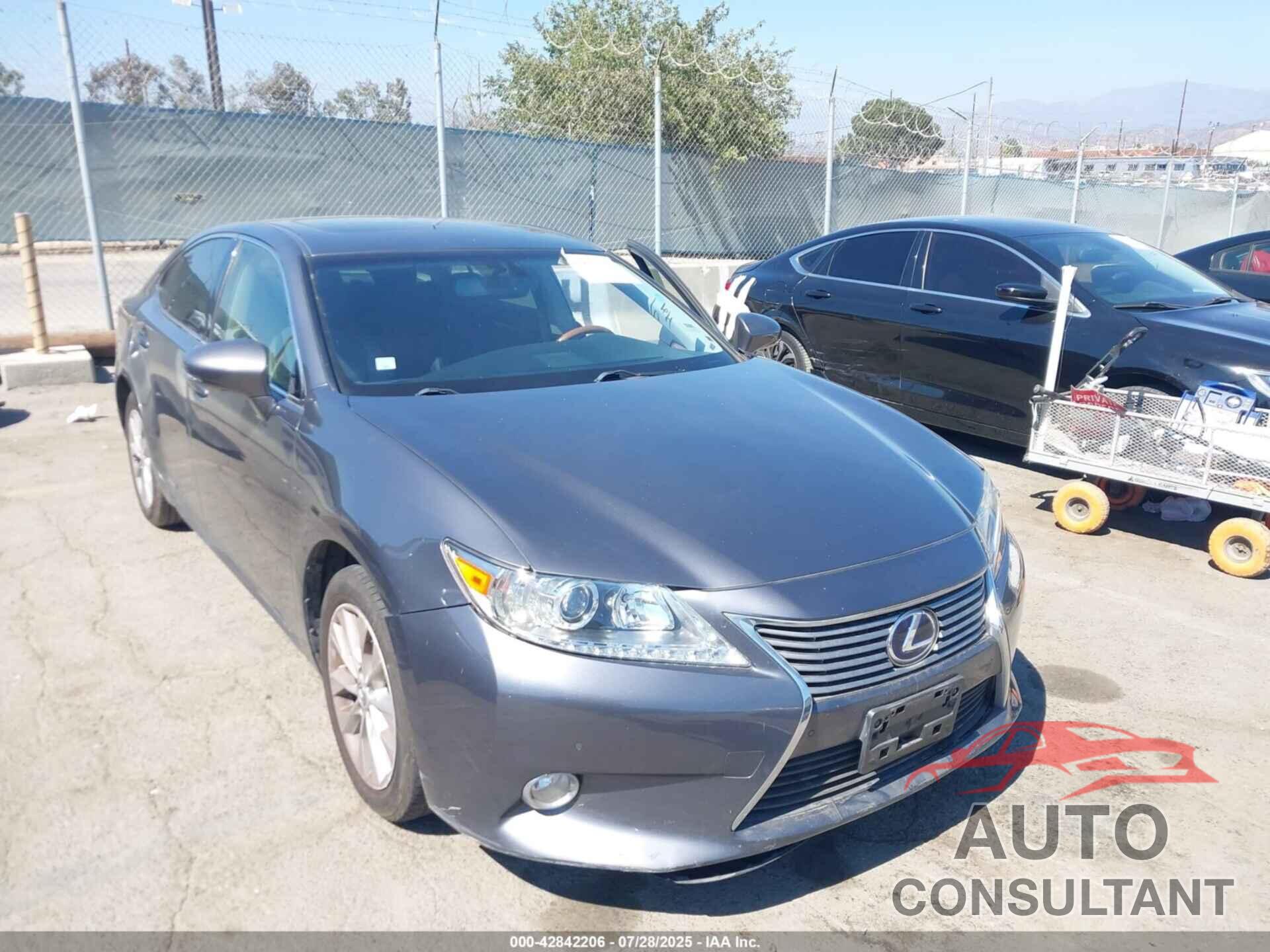 LEXUS ES 300H 2014 - JTHBW1GG6E2075201