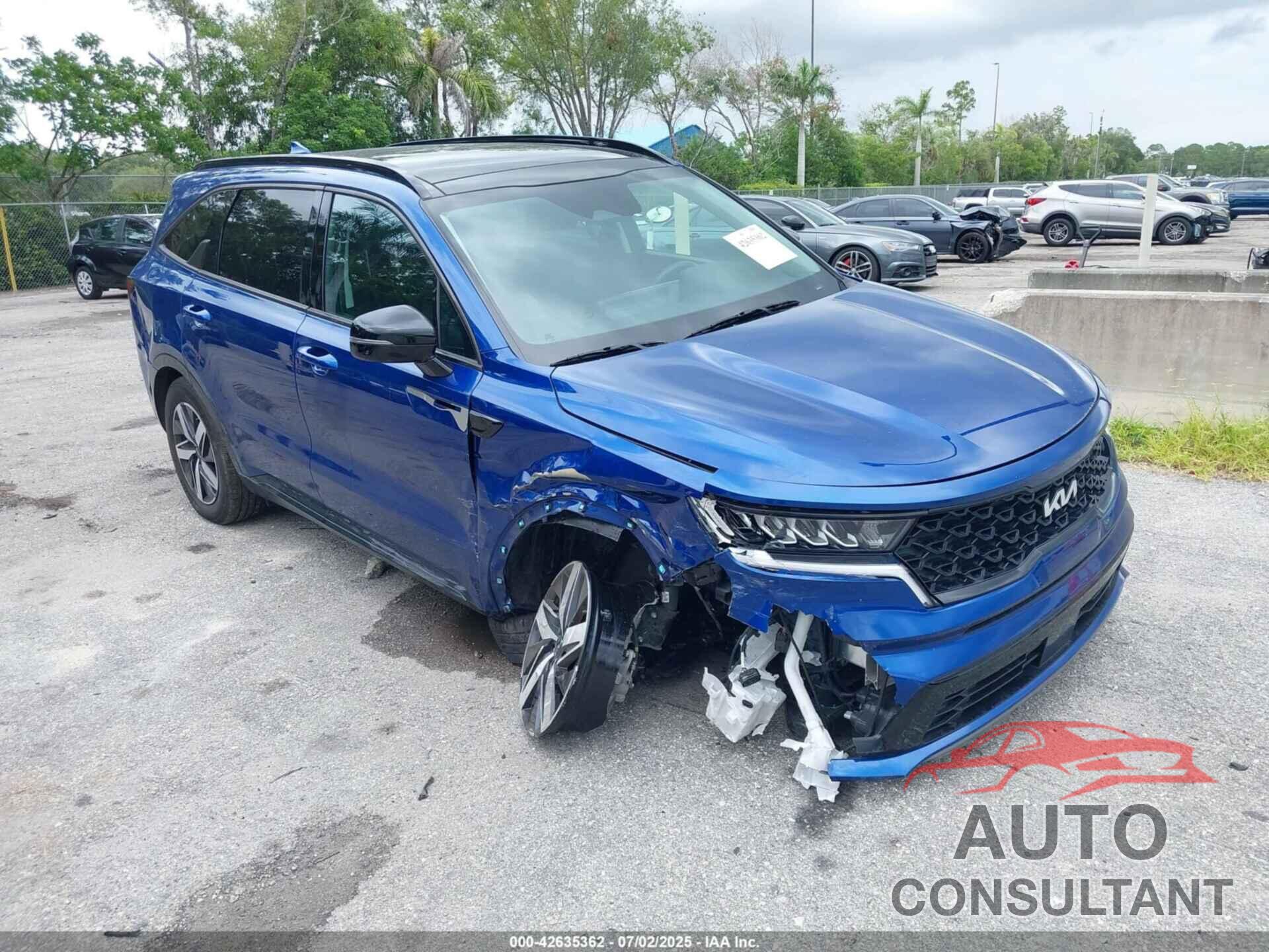 KIA SORENTO 2023 - 5XYRH4LF6PG200313