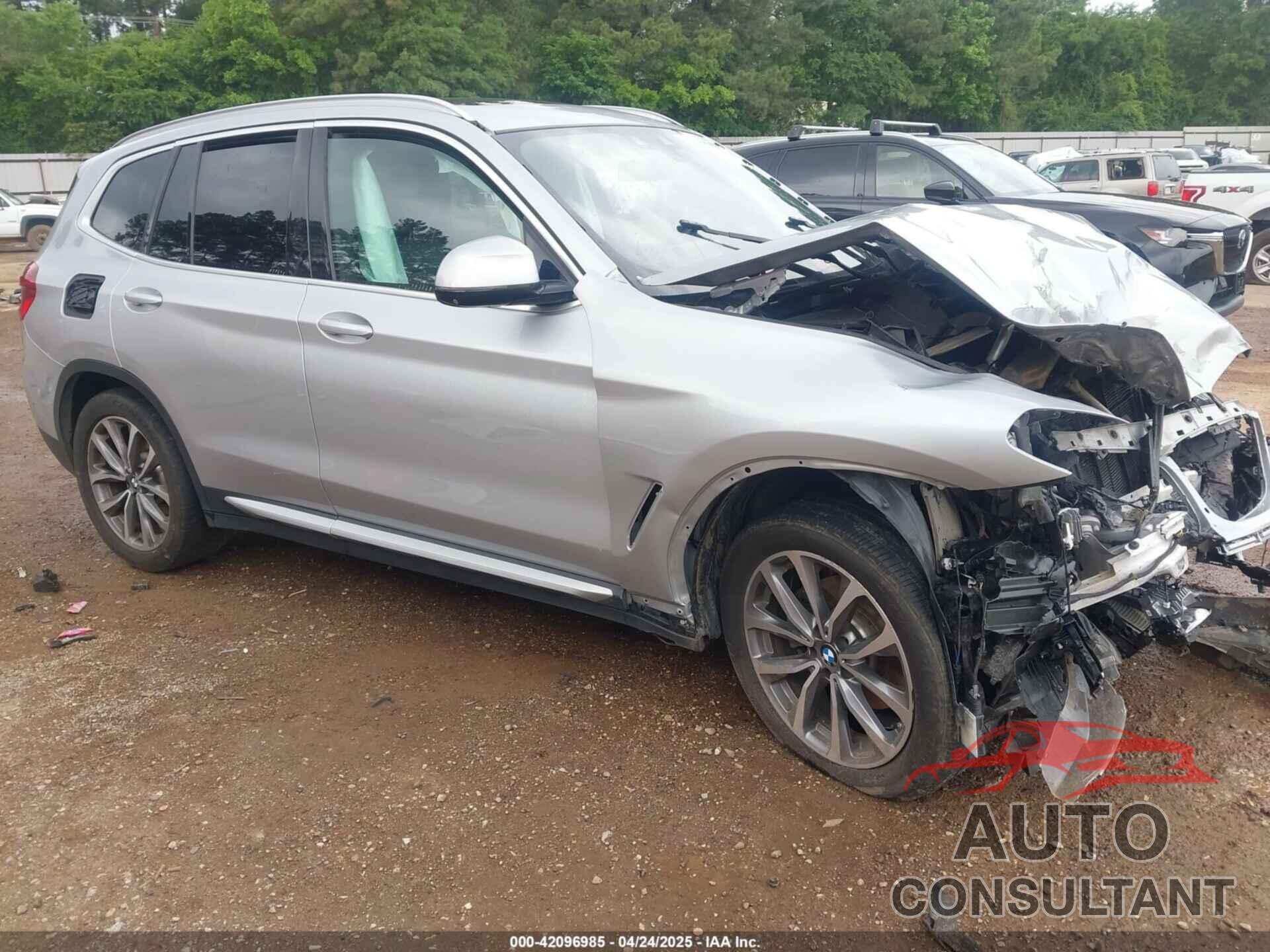 BMW X3 2019 - 5UXTR7C55KLR47196