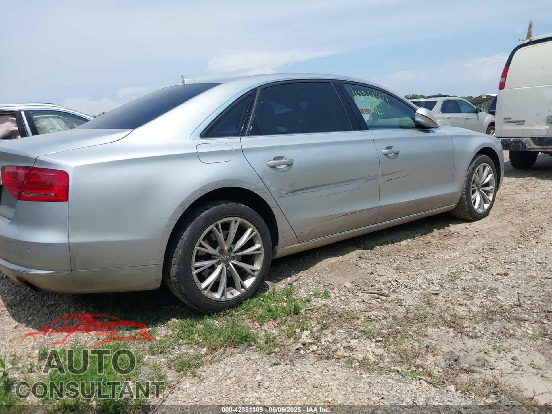 AUDI A8 L 2013 - WAURGAFD6DN004126