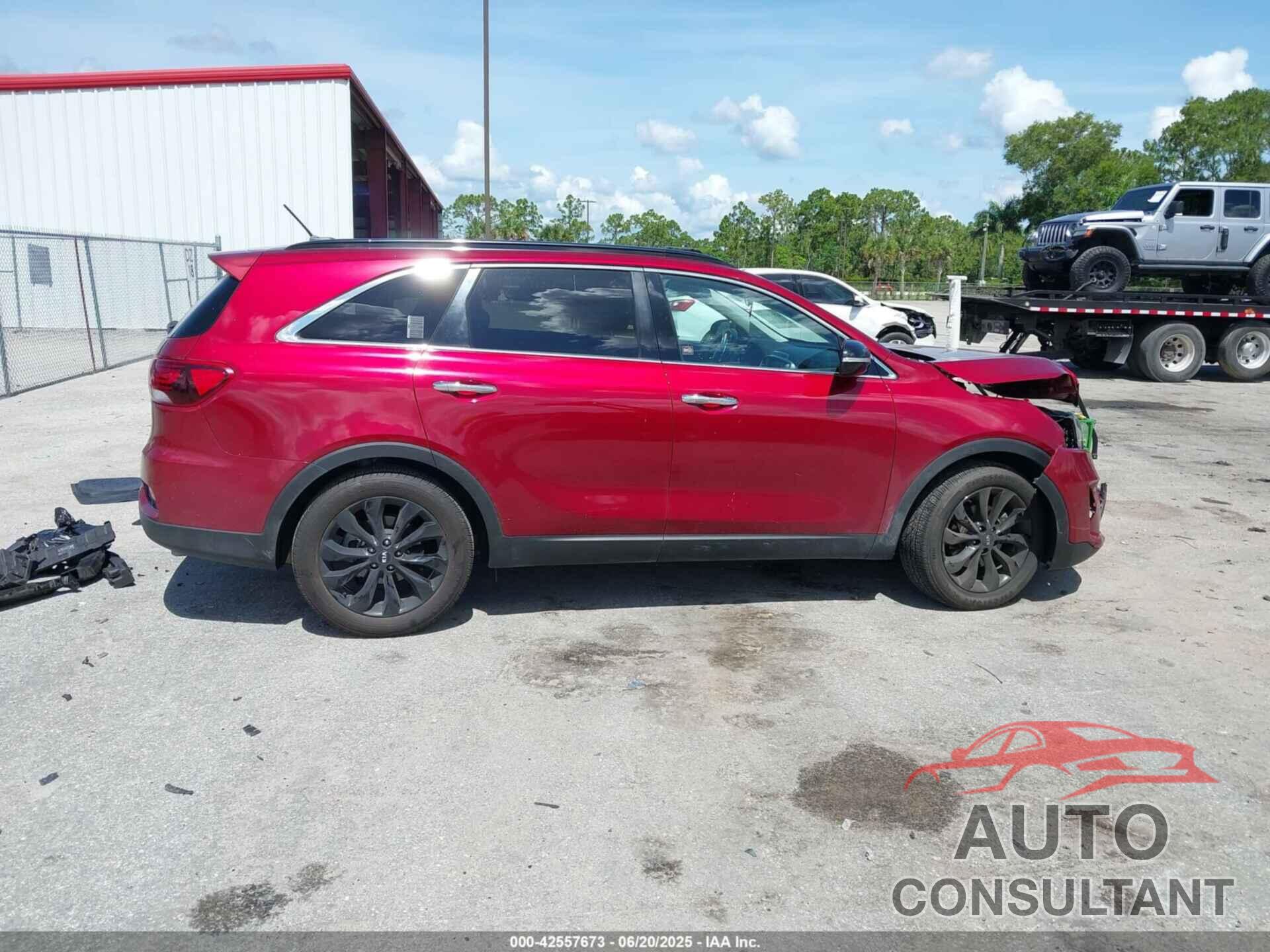 KIA SORENTO 2019 - 5XYPG4A54KG600304