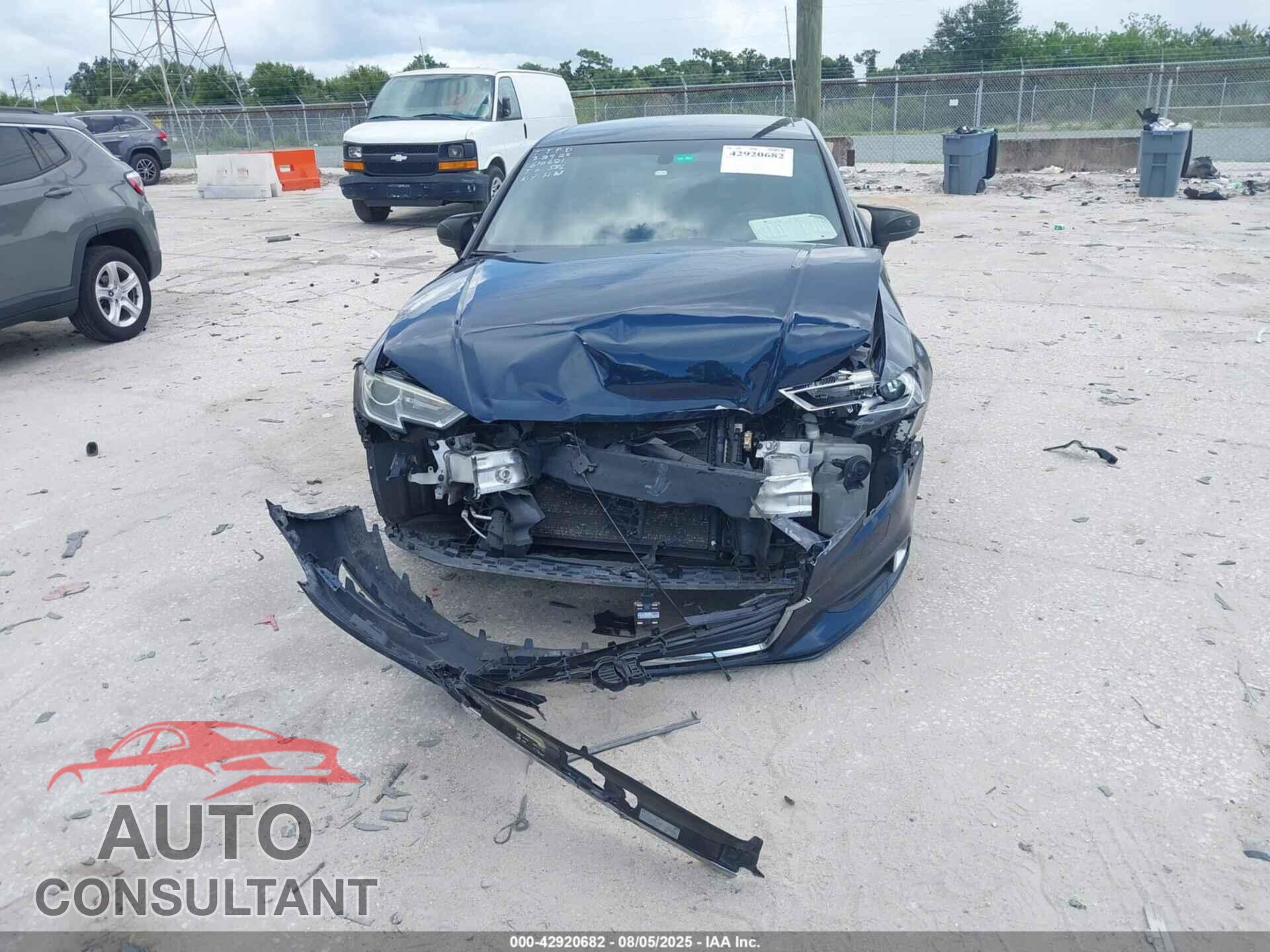 AUDI A3 2017 - WAUB8GFF9H1058102