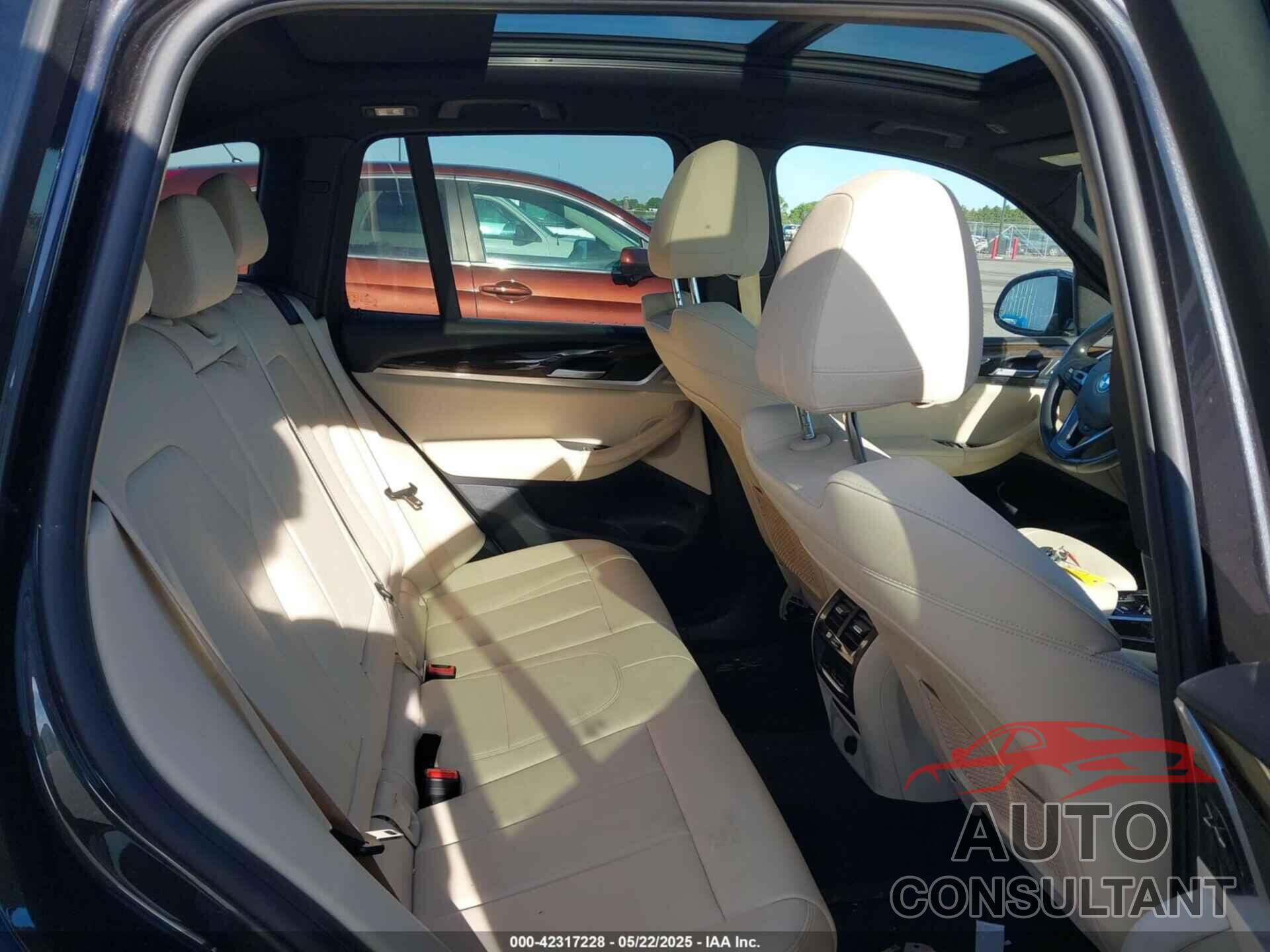 BMW X3 2018 - 5UXTR9C57JLD72211