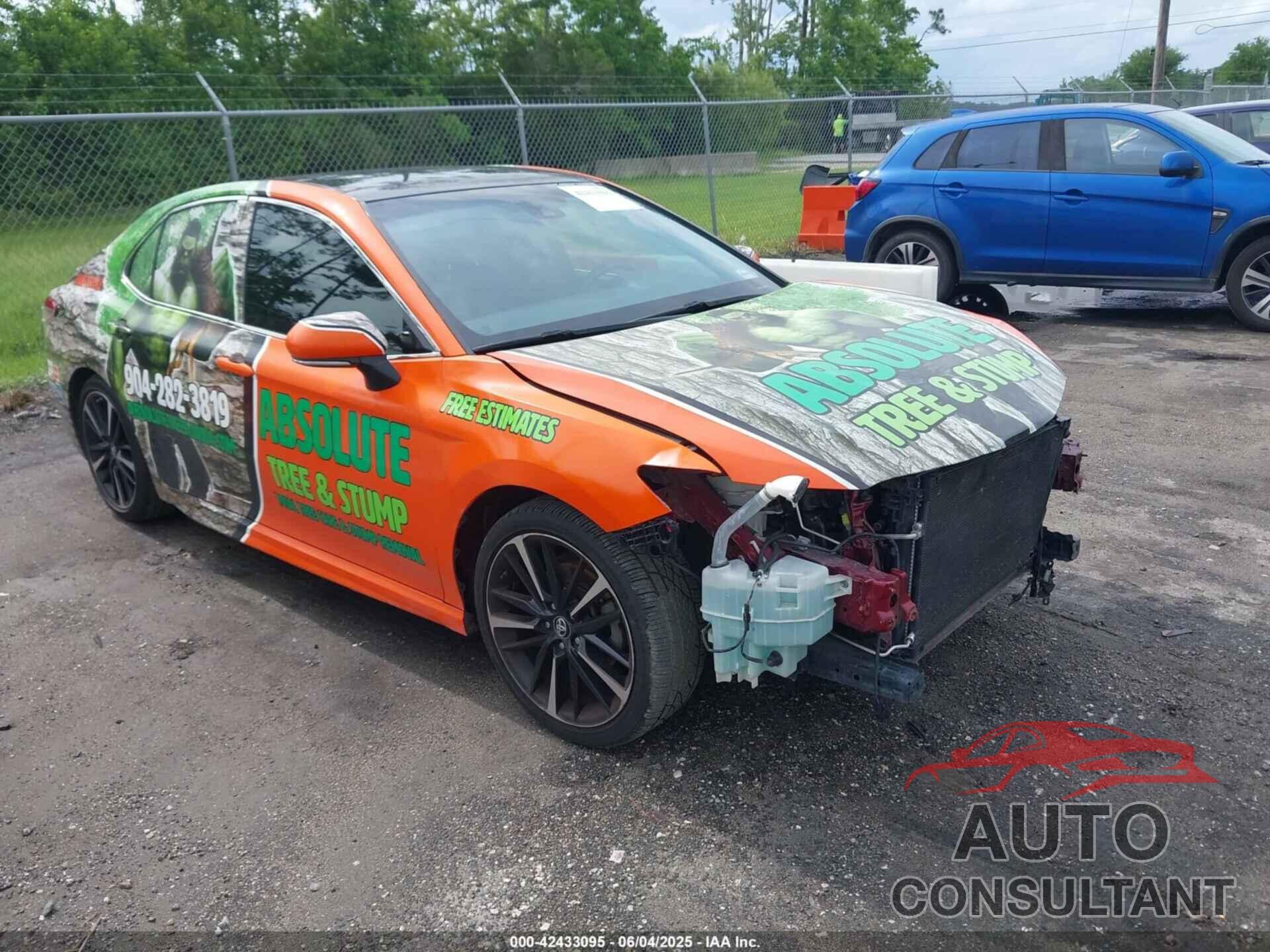 TOYOTA CAMRY 2018 - 4T1B61HK0JU590774