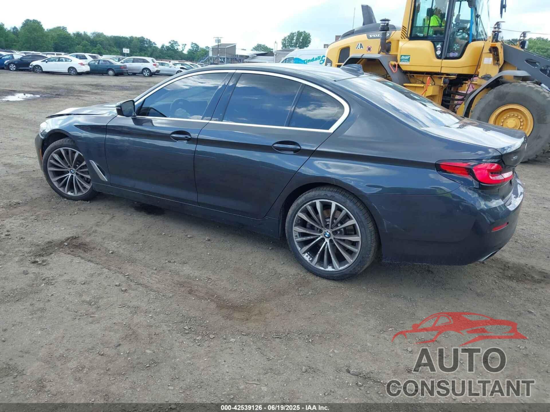 BMW 5 SERIES 2023 - WBA13BJ07PCL27152