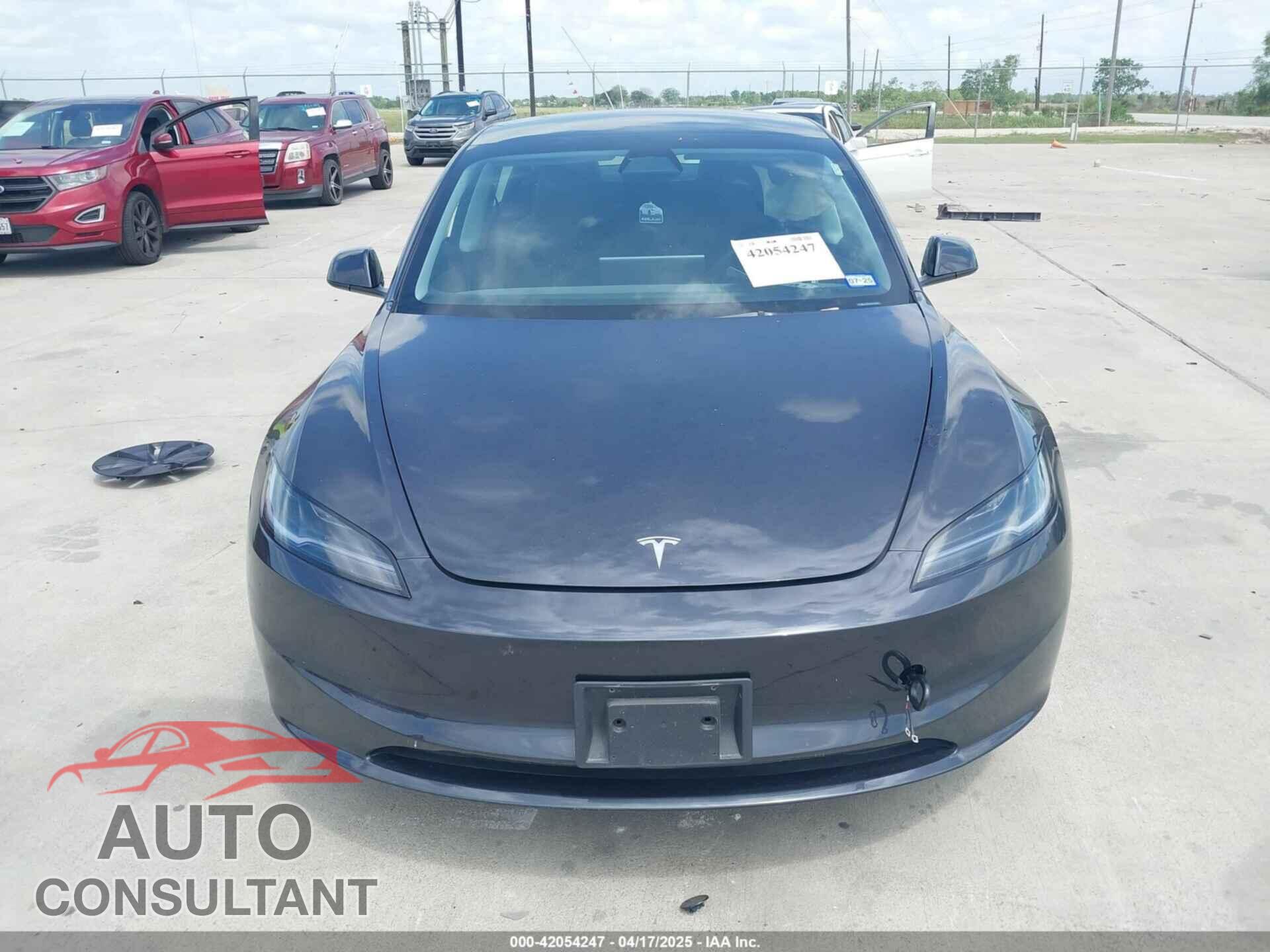 TESLA MODEL 3 2024 - 5YJ3E1EA2RF763254