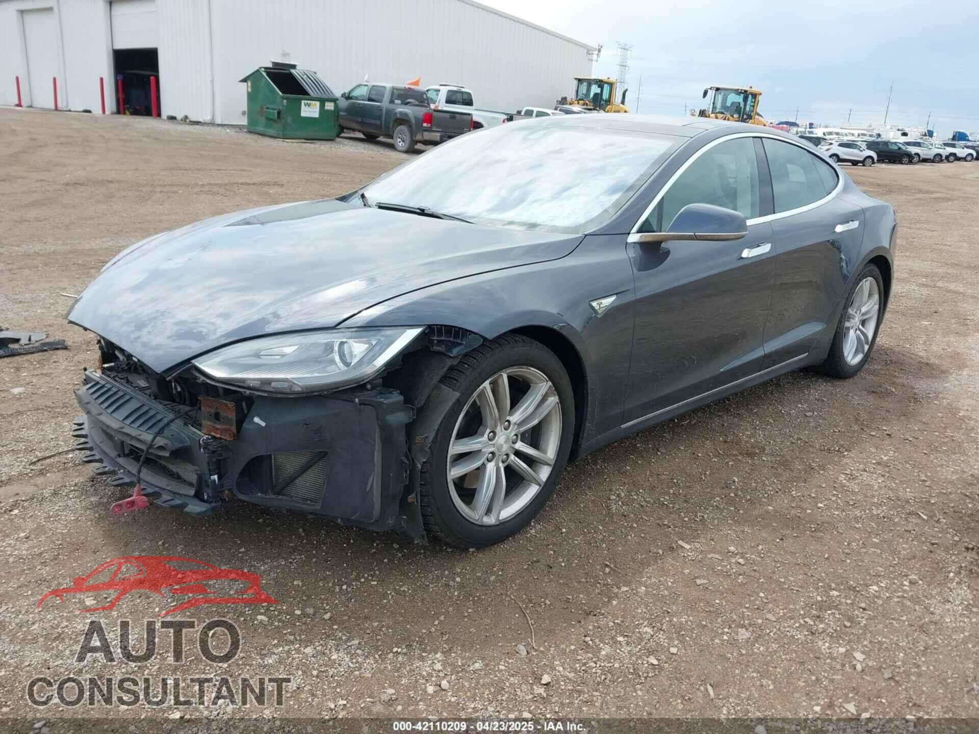 TESLA MODEL S 2015 - 5YJSA1H2XFF081584
