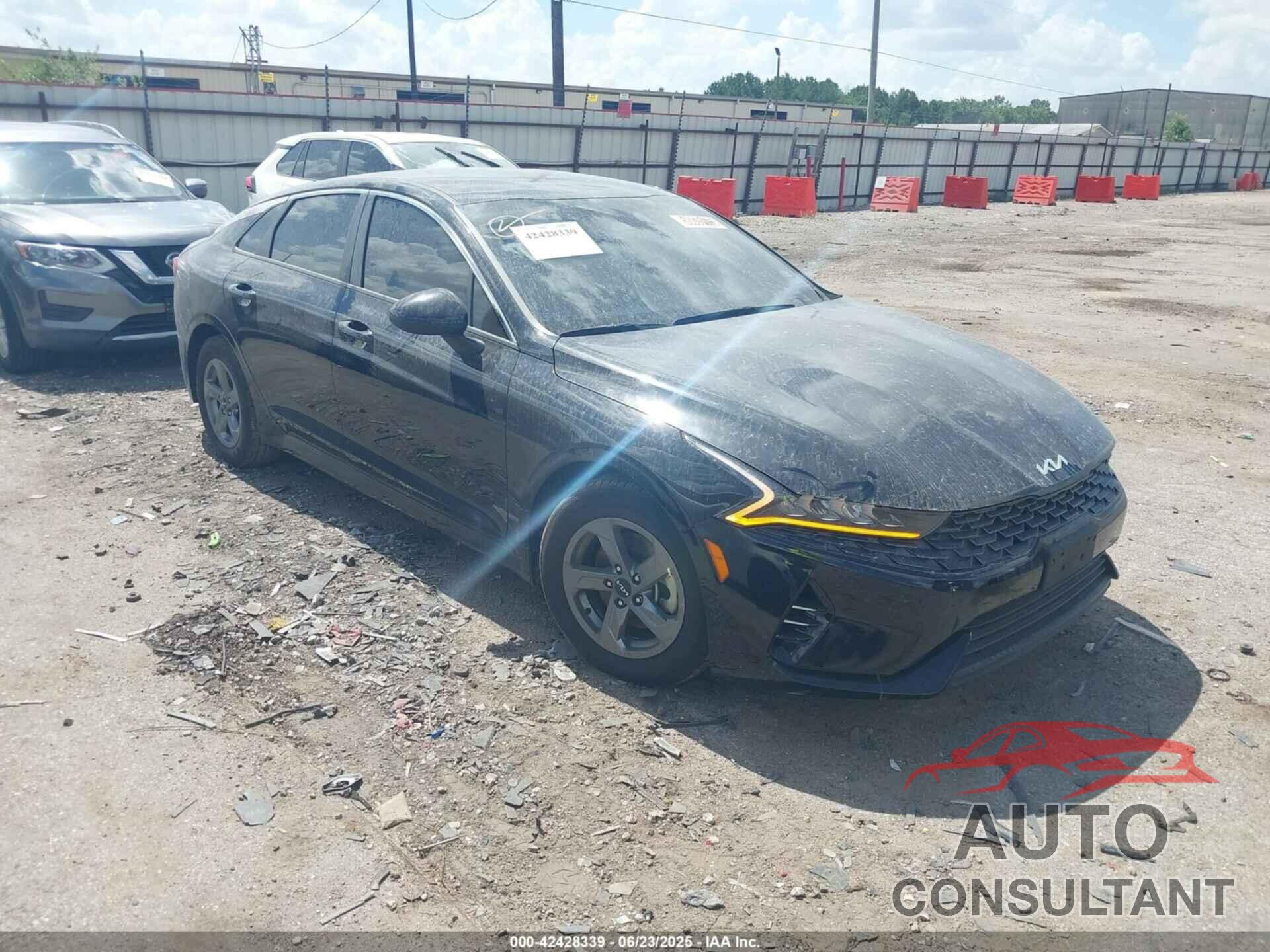 KIA K5 2023 - 5XXG14J25PG221329