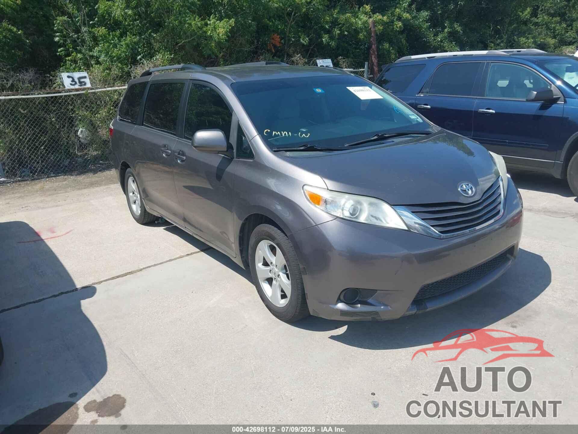 TOYOTA SIENNA 2016 - 5TDKK3DC8GS694887