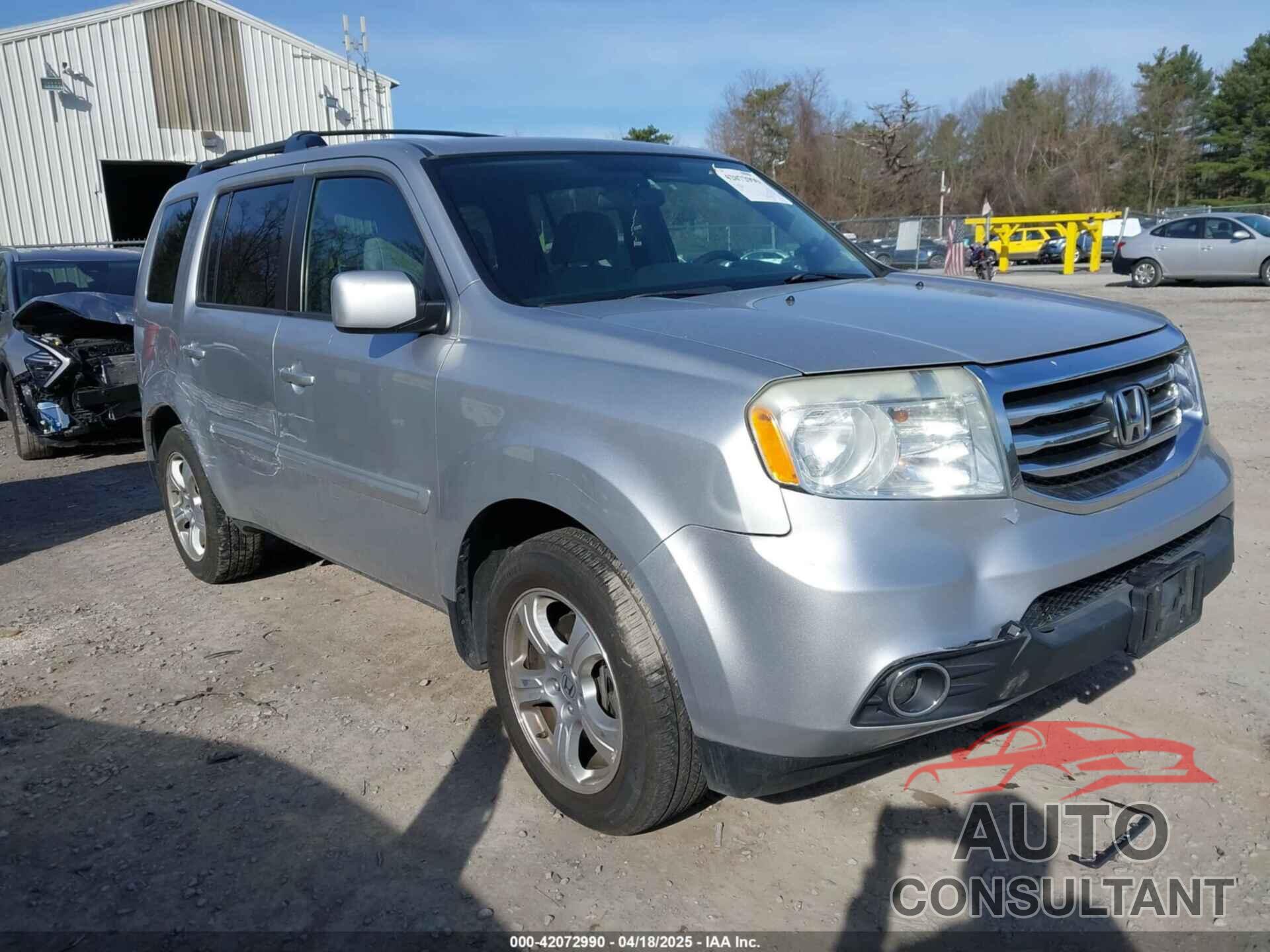HONDA PILOT 2013 - 5FNYF4H48DB044402