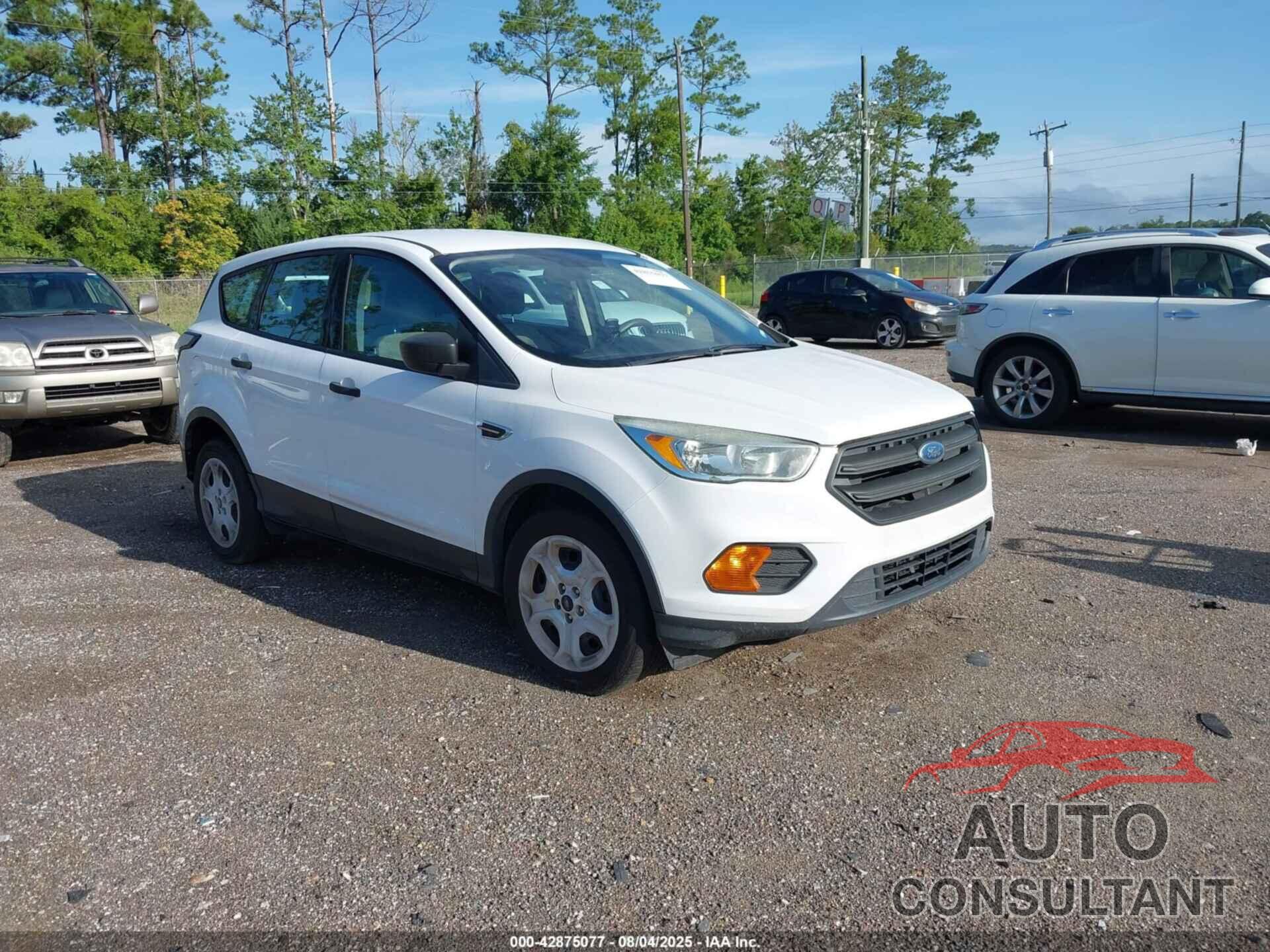 FORD ESCAPE 2017 - 1FMCU0F72HUA88975