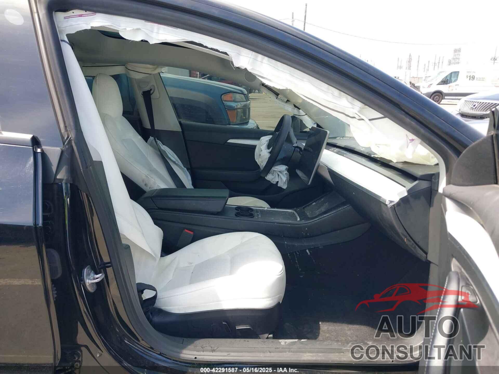TESLA MODEL 3 2023 - 5YJ3E1EA3PF462120