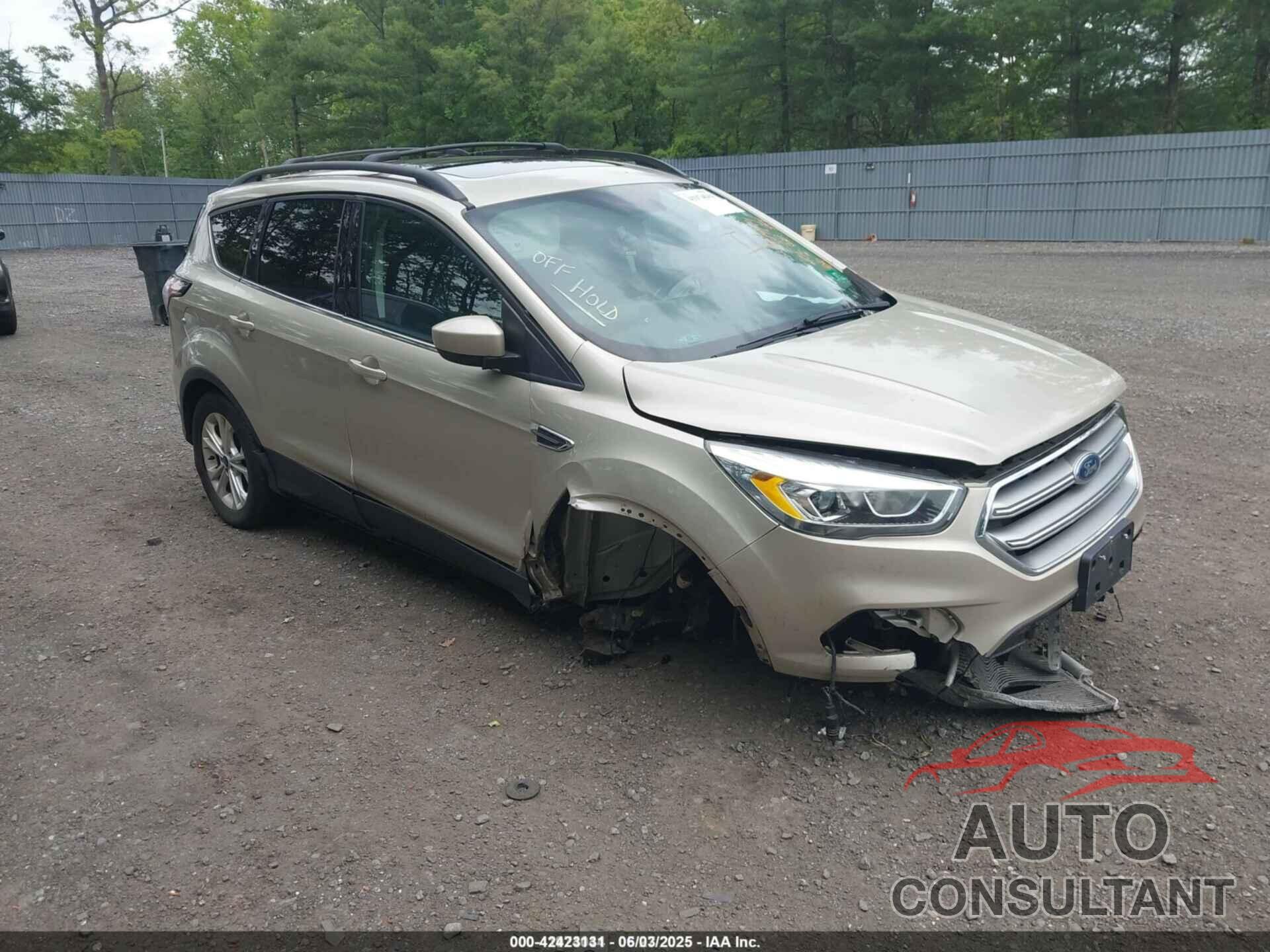 FORD ESCAPE 2017 - 1FMCU9GD0HUB64542