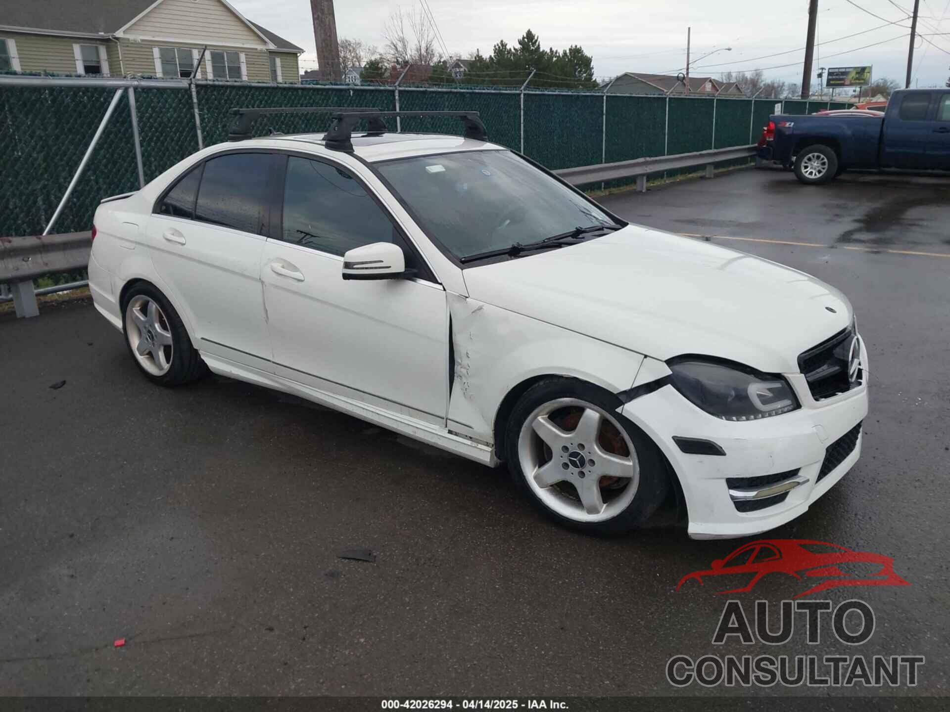 MERCEDES-BENZ C 300 2012 - WDDGF8BB9CA600997