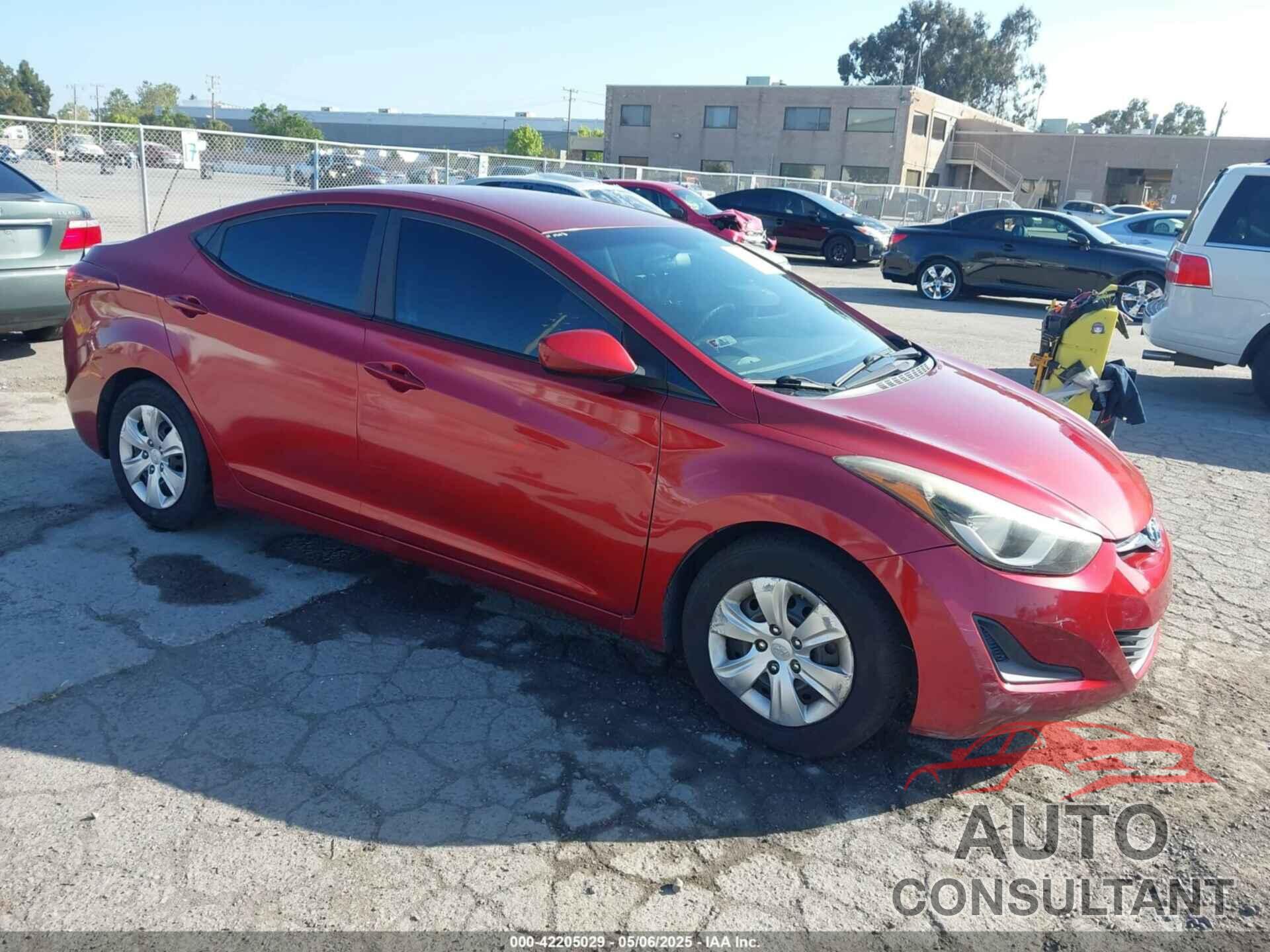 HYUNDAI ELANTRA 2016 - 5NPDH4AE2GH756308