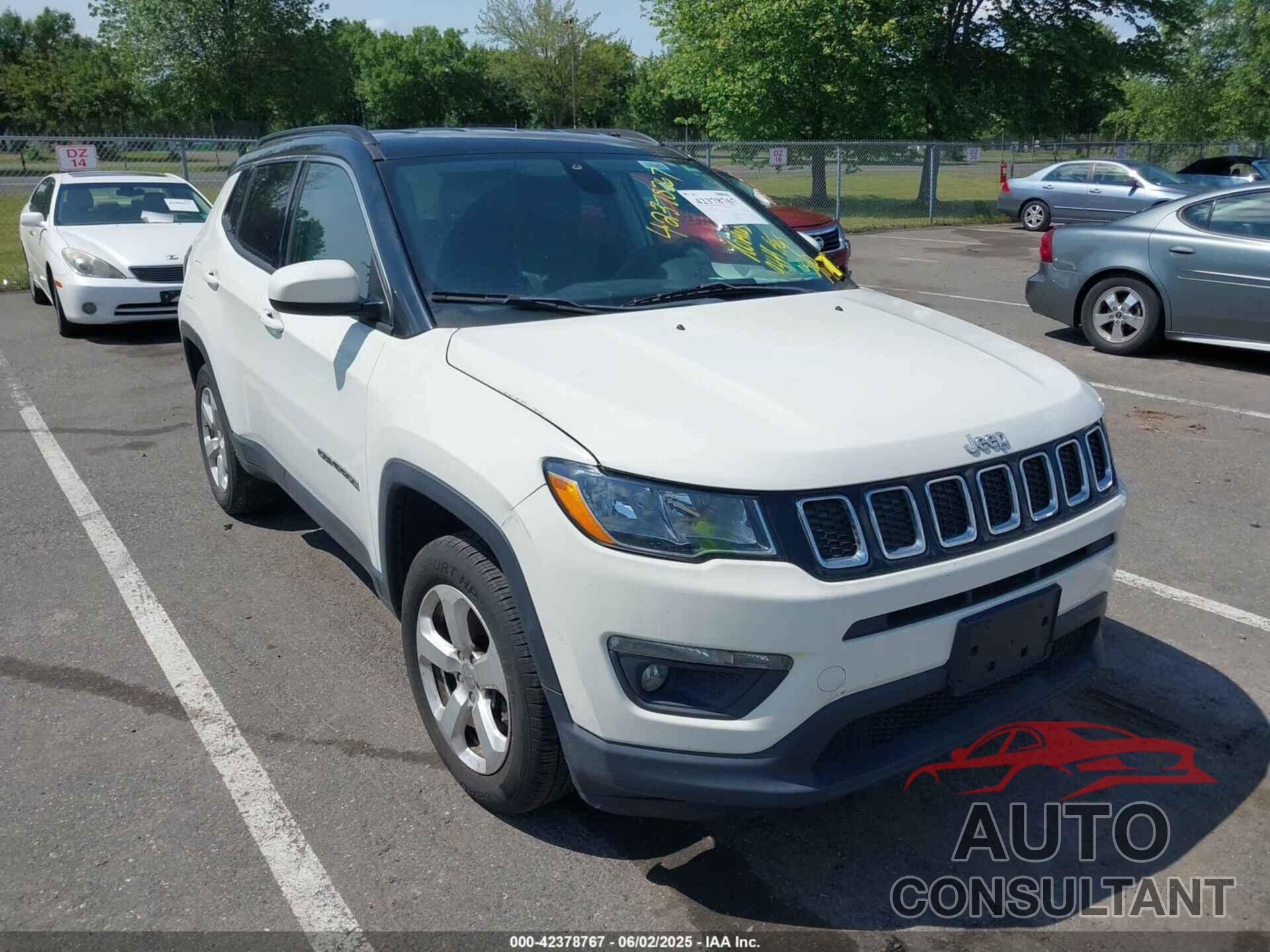 JEEP COMPASS 2018 - 3C4NJDBB2JT328209