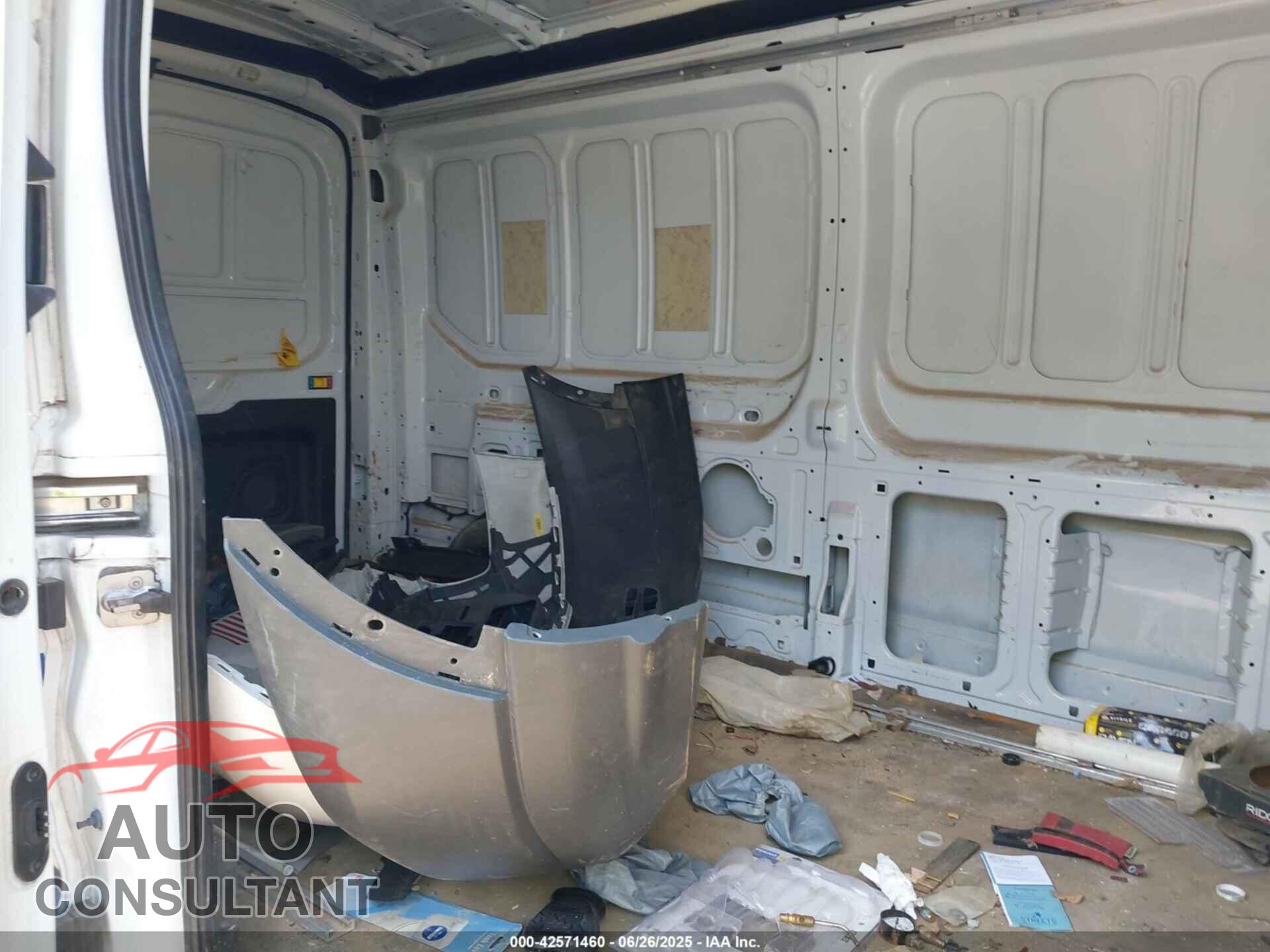 FORD TRANSIT-250 2017 - 1FTYR2CM5HKB20007