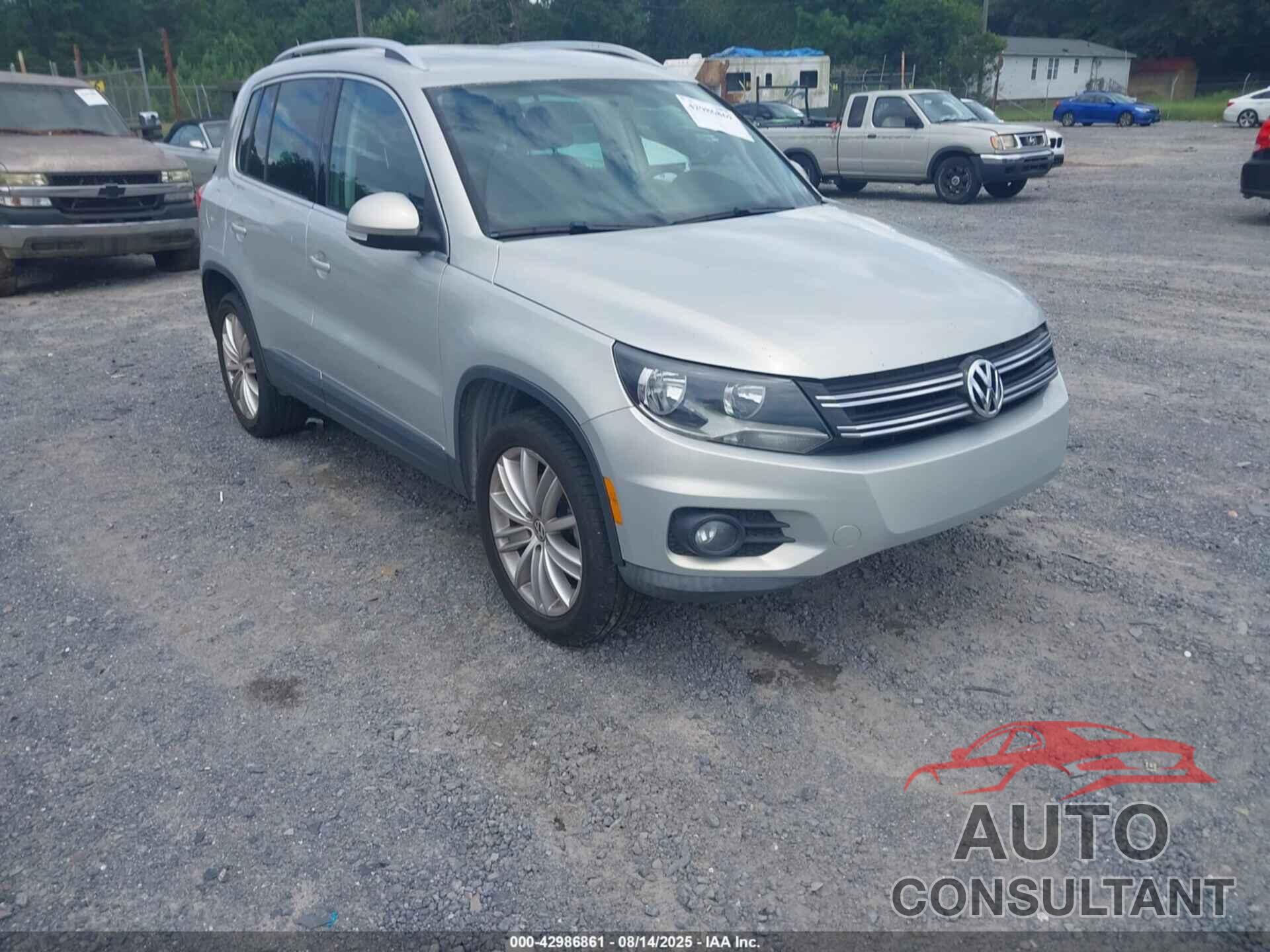 VOLKSWAGEN TIGUAN 2012 - WVGAV7AX2CW530431
