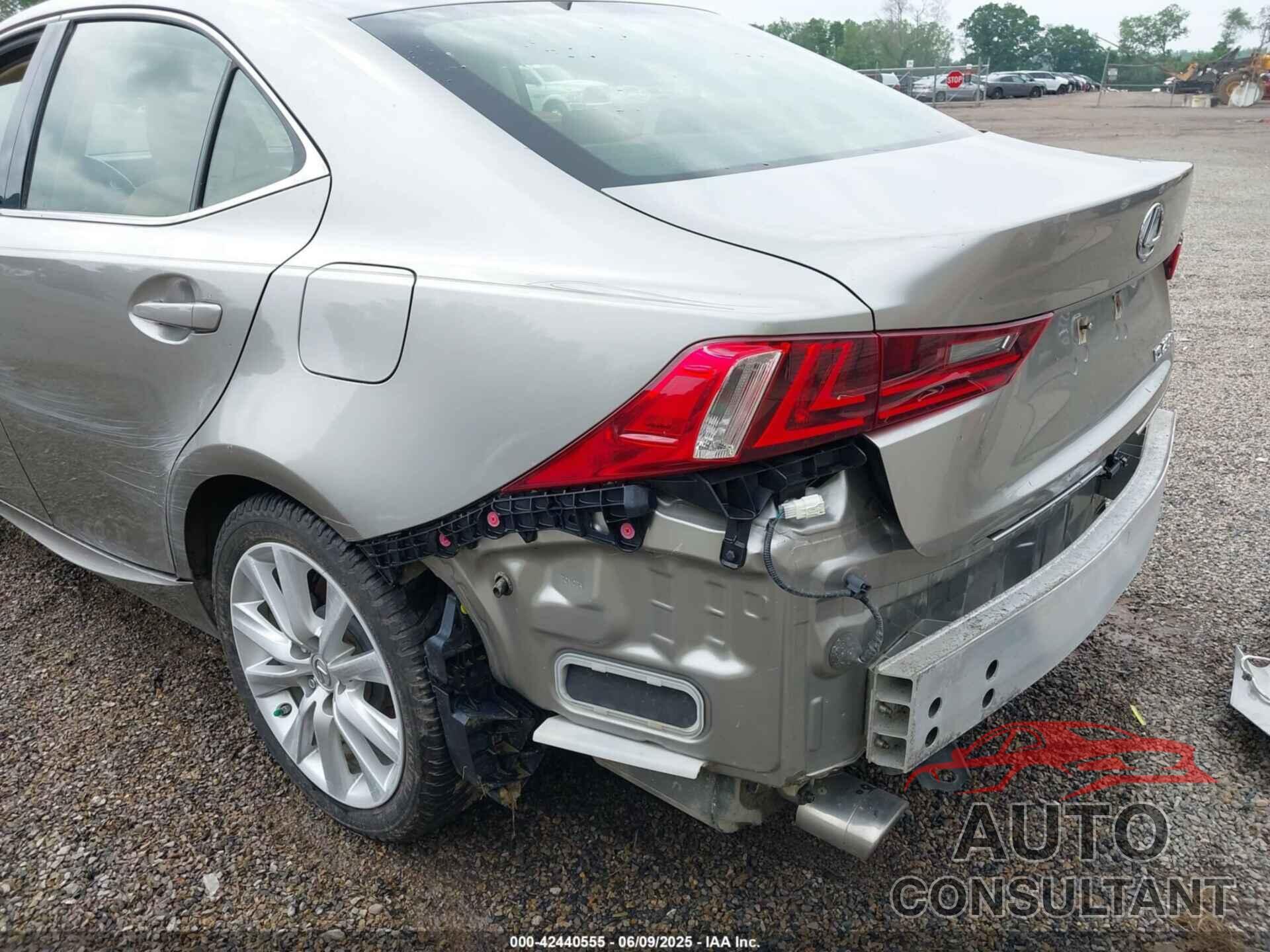 LEXUS IS 200T 2016 - JTHBA1D20G5015102