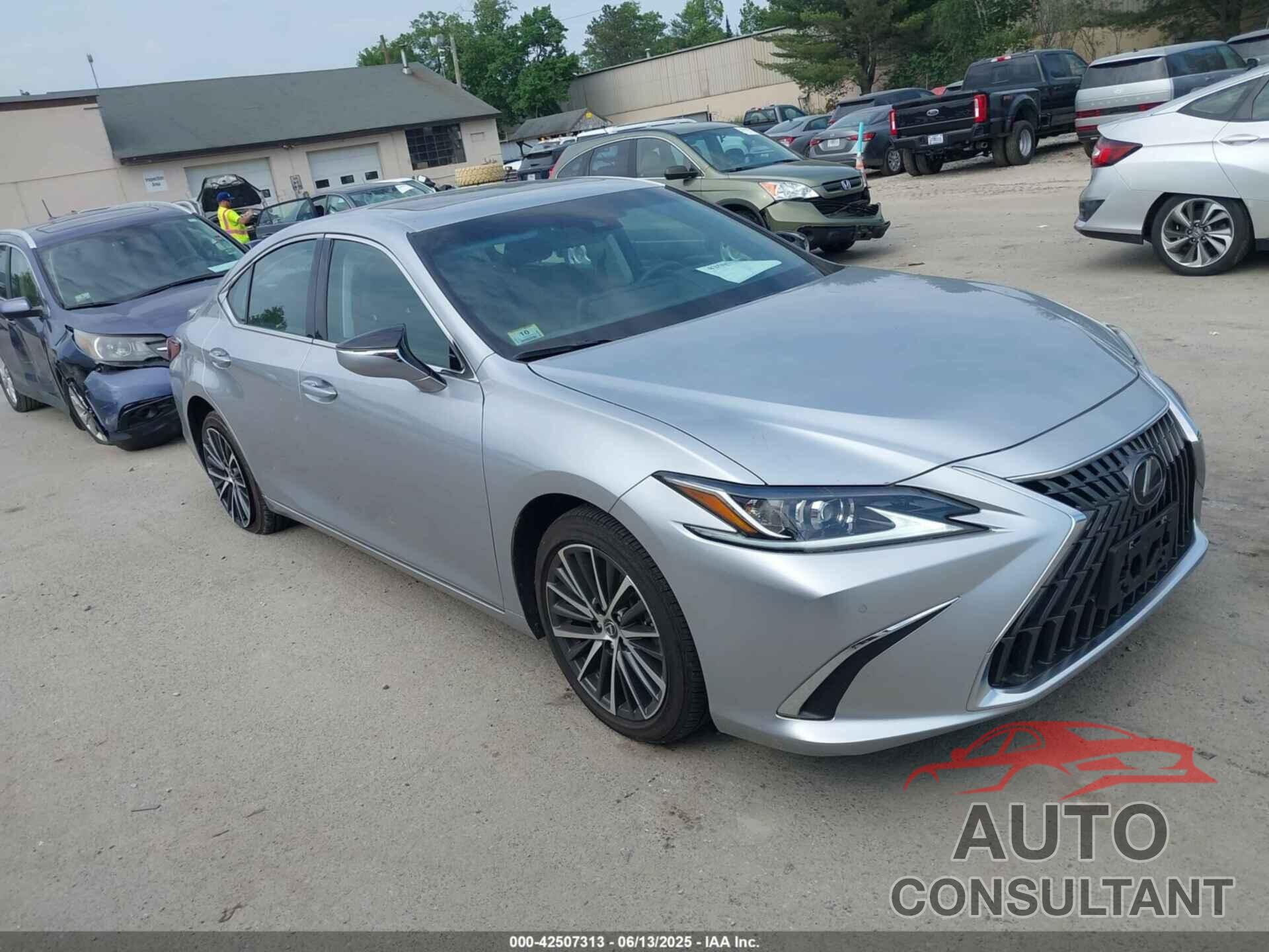LEXUS ES 350 2024 - 58ADZ1B18RU169664