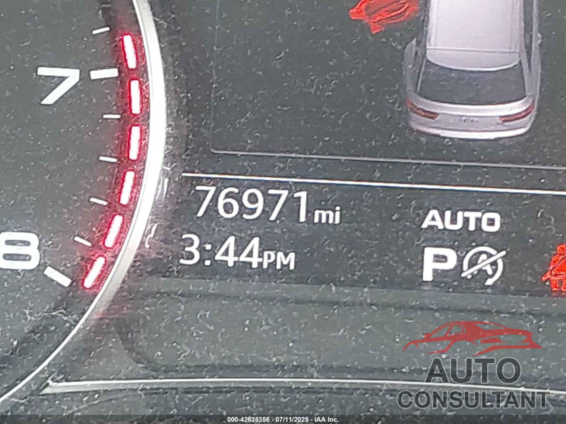 AUDI Q7 2017 - WA1LHAF70HD049844