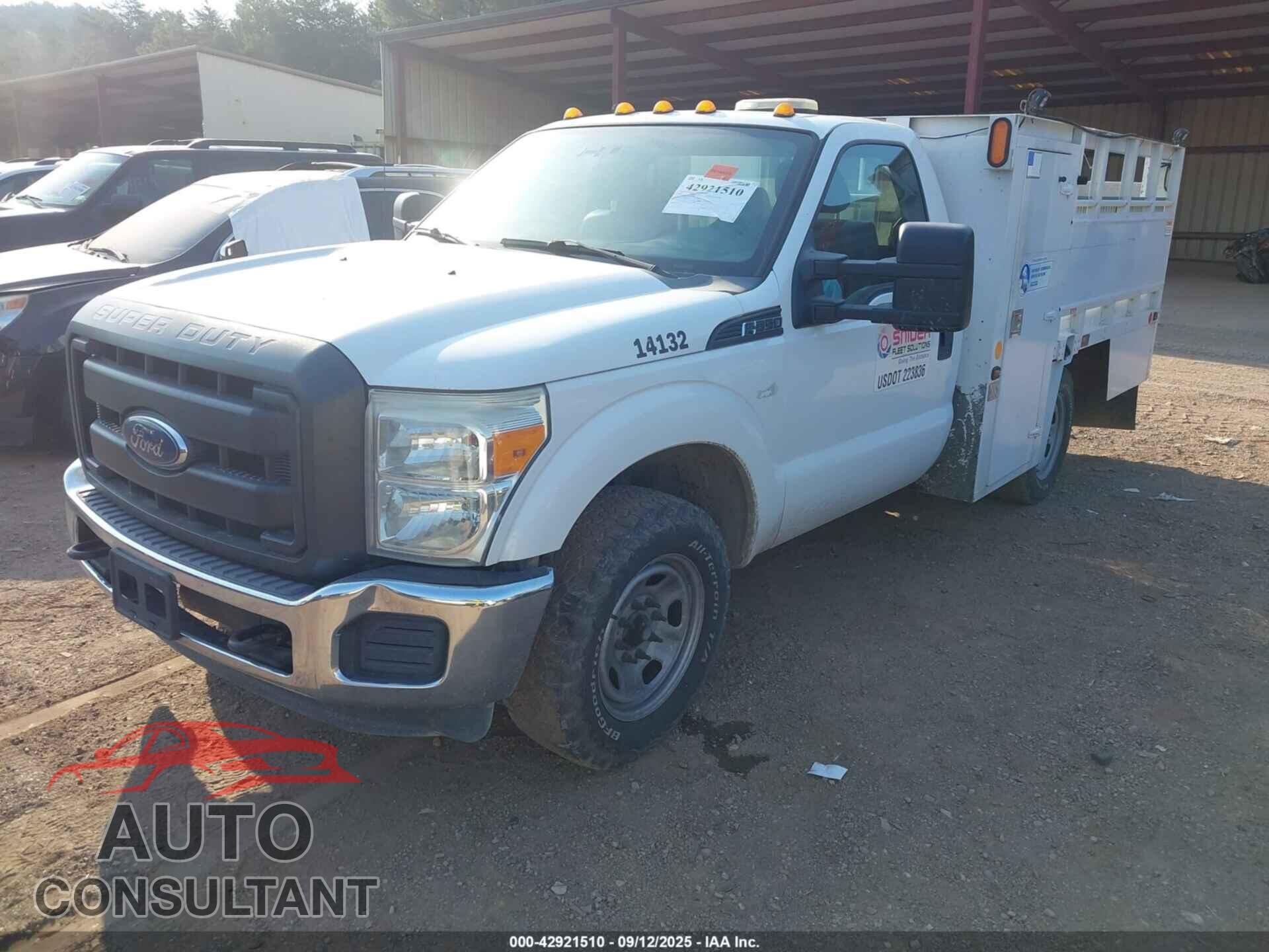 FORD F-350 CHASSIS 2015 - 1FDBF3E62FEB64086