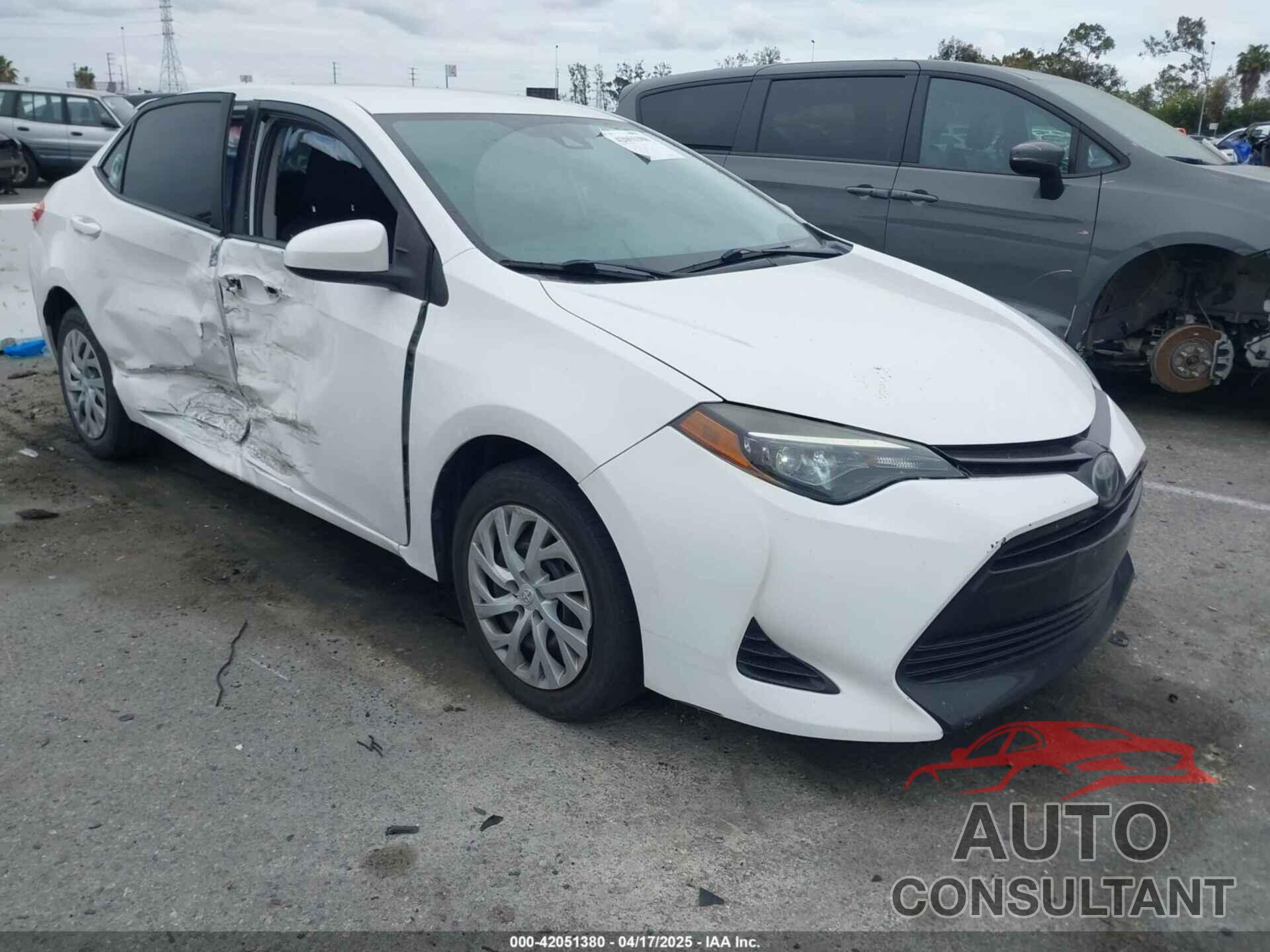 TOYOTA COROLLA 2017 - 5YFBURHE2HP699568
