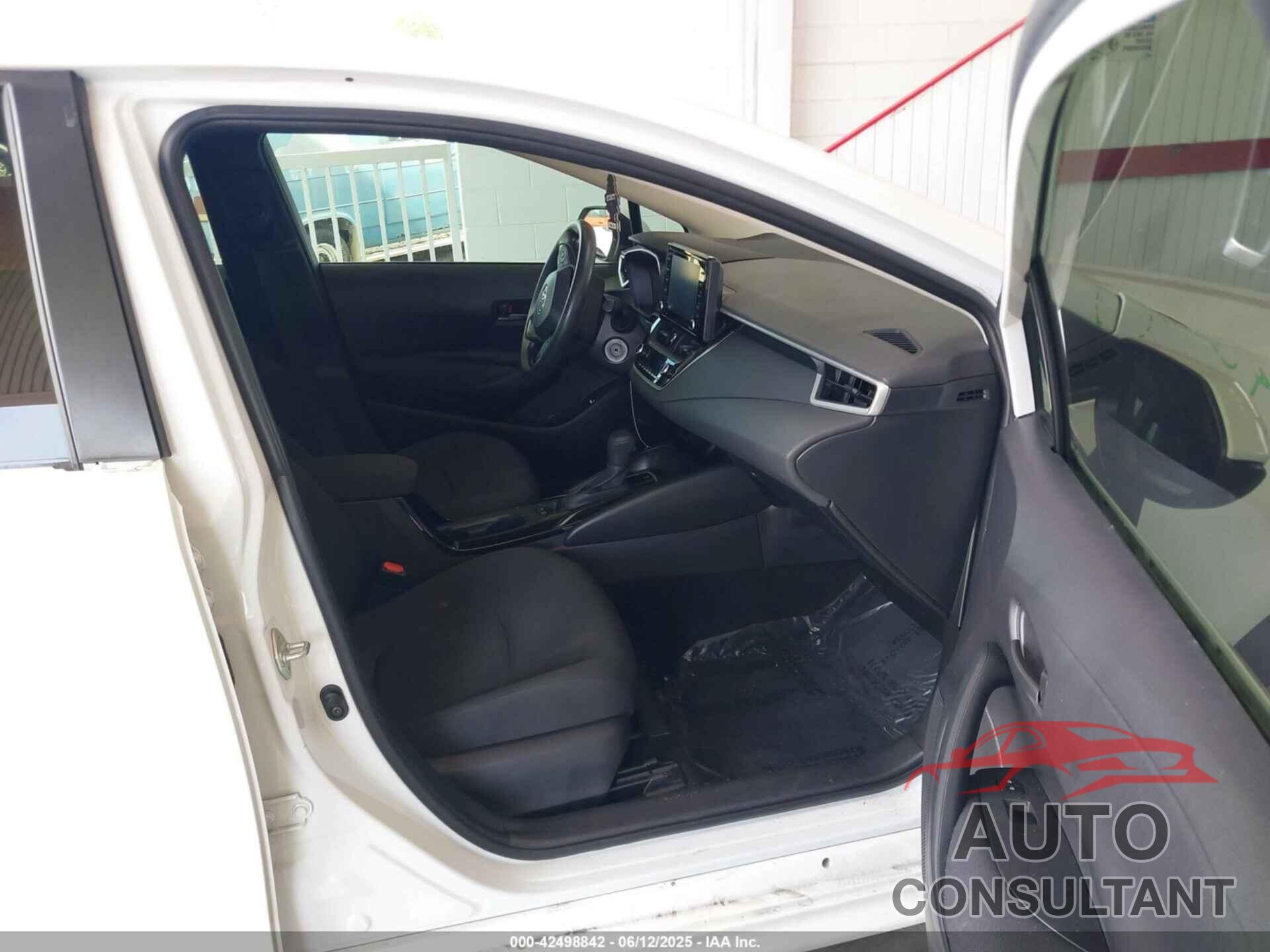 TOYOTA COROLLA 2022 - JTDEPMAE9N3003780